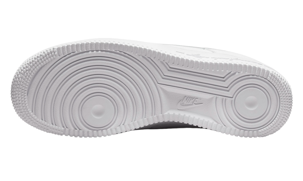 <tc>Nike Air Force 1 07 Triple White</tc>