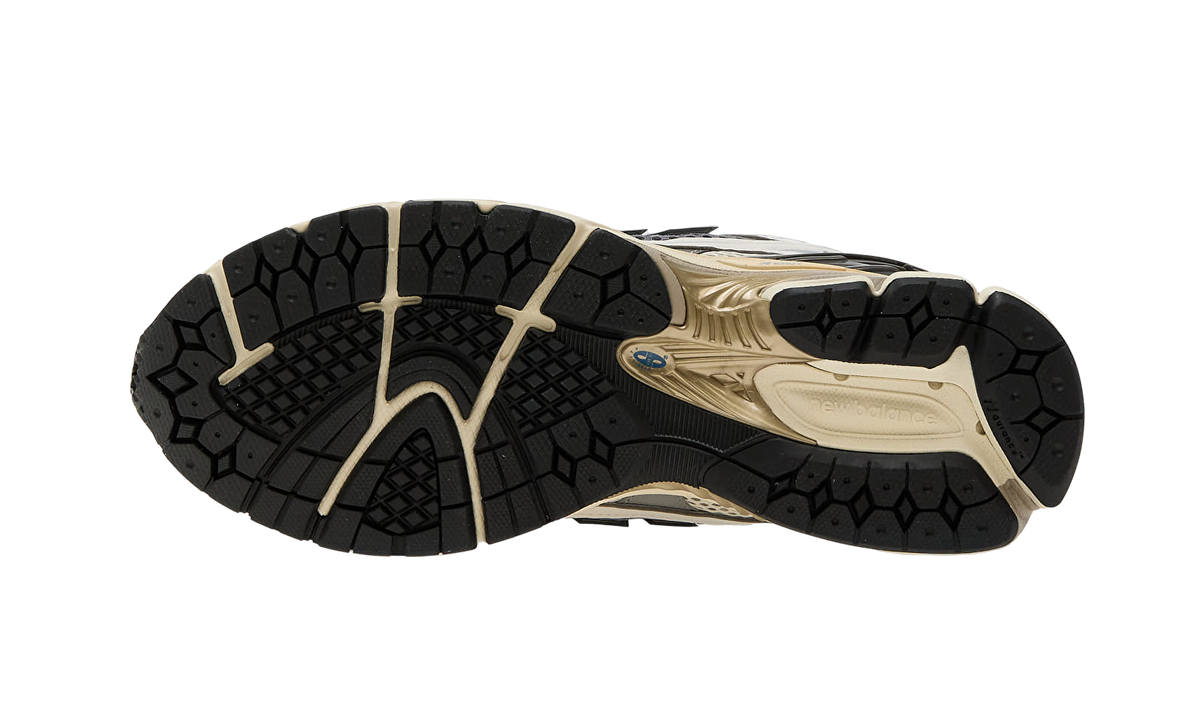 New Balance 1906U Raincloud Magnet