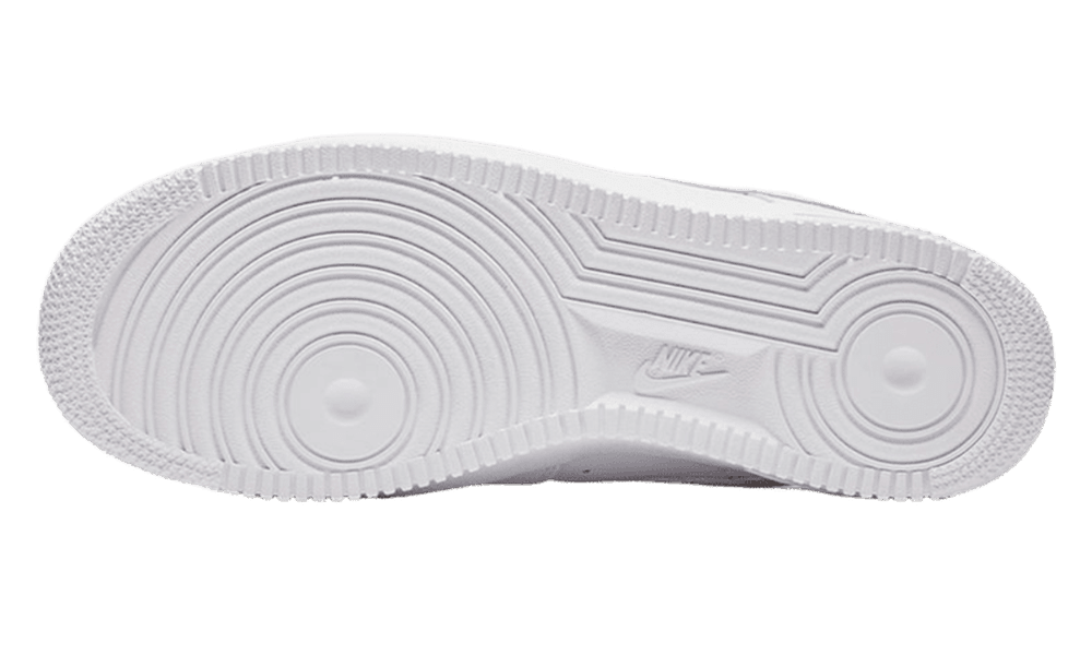 <tc>Nike Air Force 1 07 Triple White</tc>
