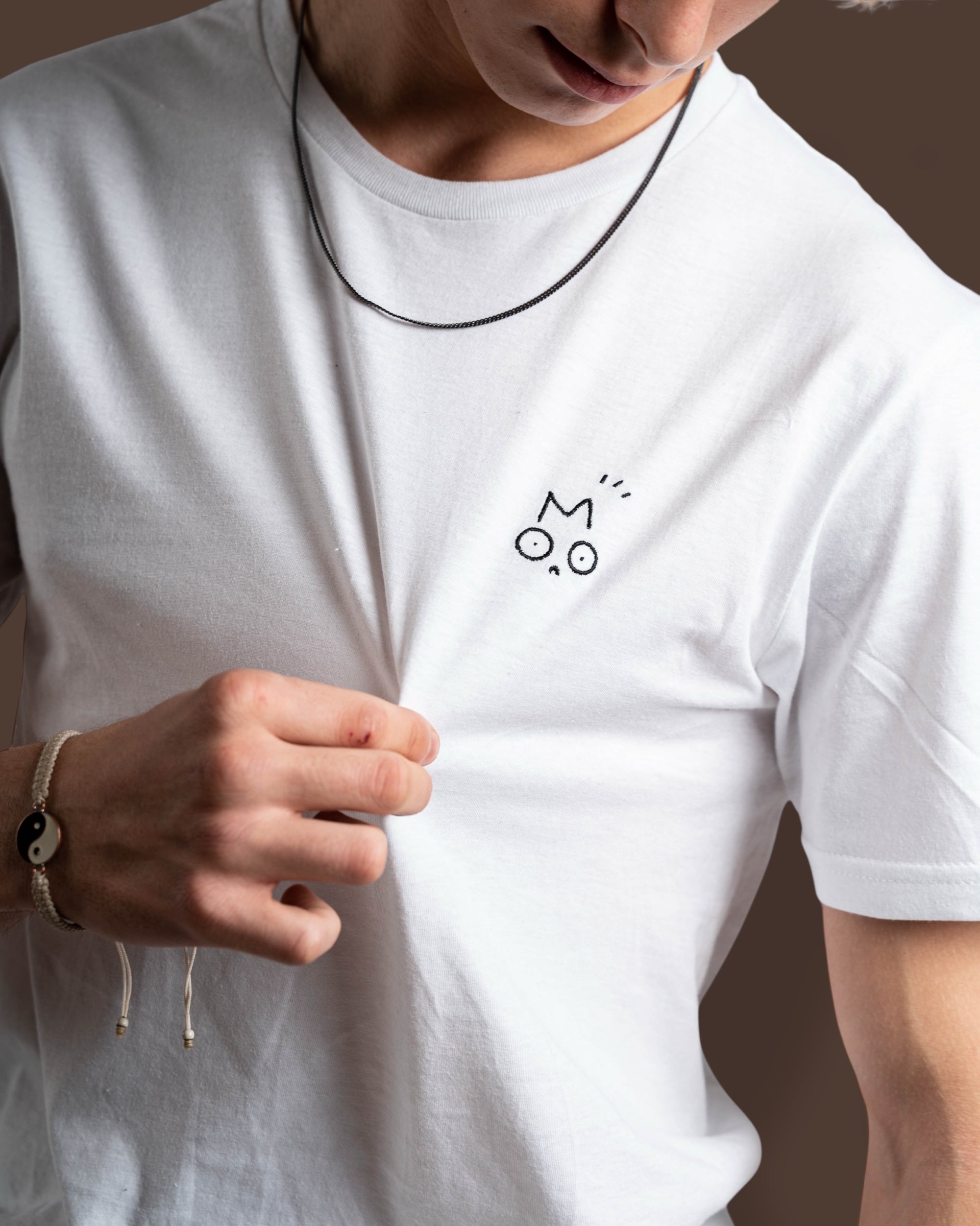 OUT OF MOOD Simpl Tee White