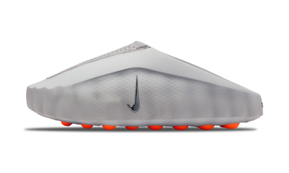 Nike Mind 001 Slide Light Smoke Grey sportpapucs narancssárga talppal.
