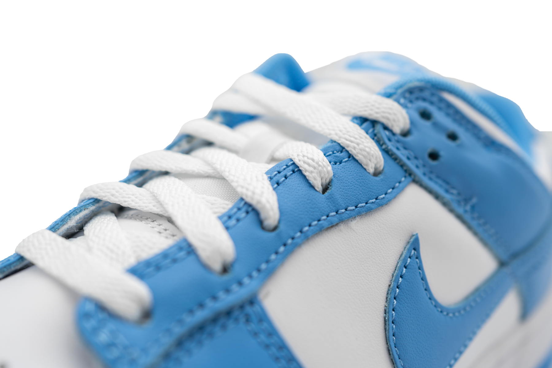 WHITE SHOES FOR SNEAKERS (140 cm)