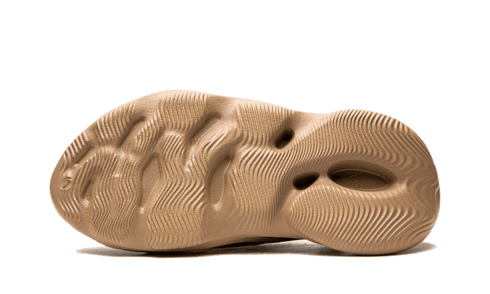 Yeezy Foam RNNR Ocru