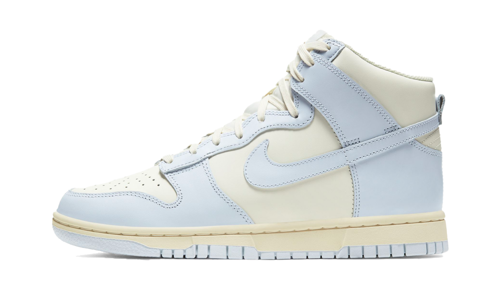 Nike Dunk High Sail Football Grey sneaker.