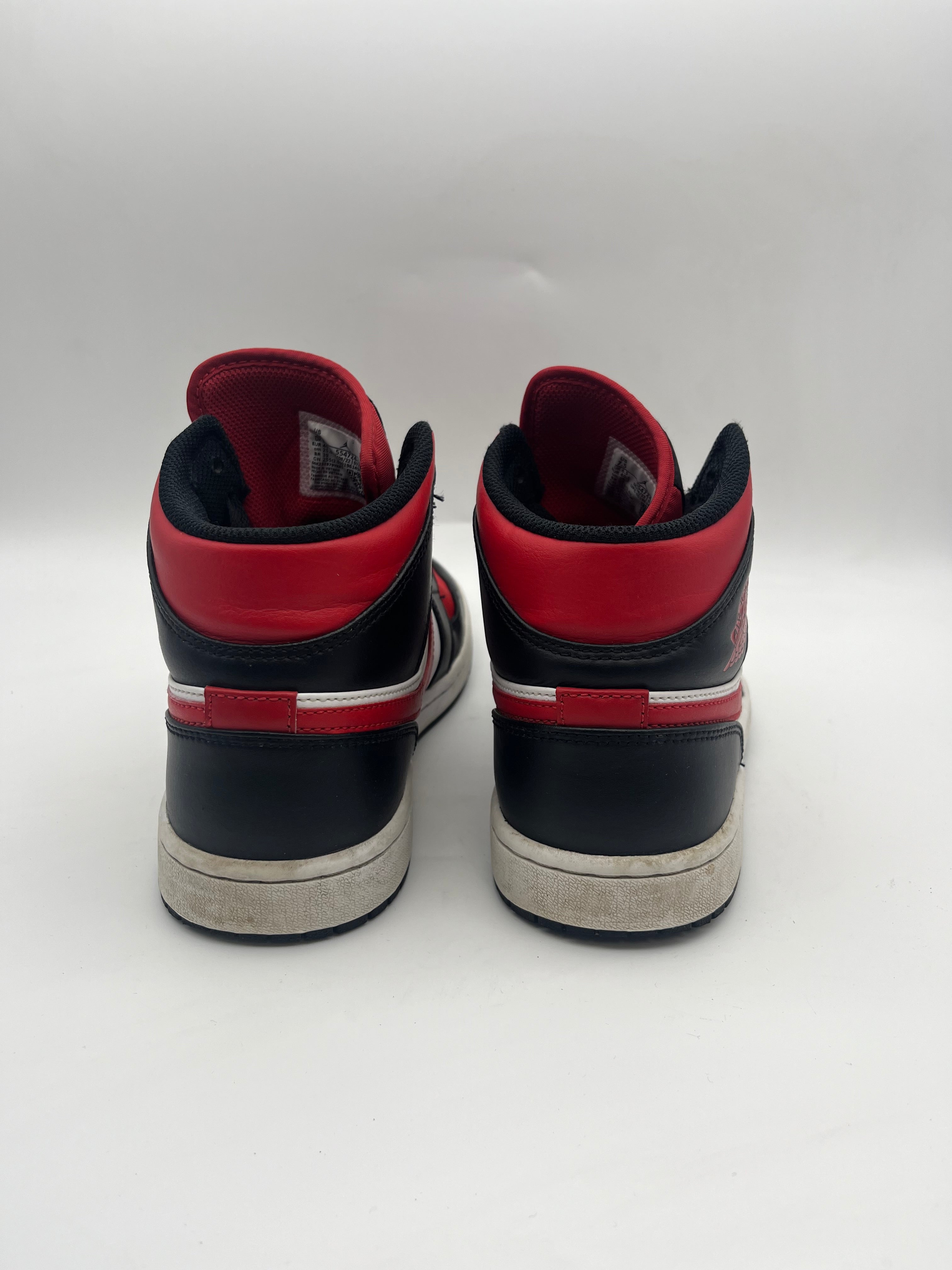 Használt - Jordan 1 Mid Gym Red (40.5)