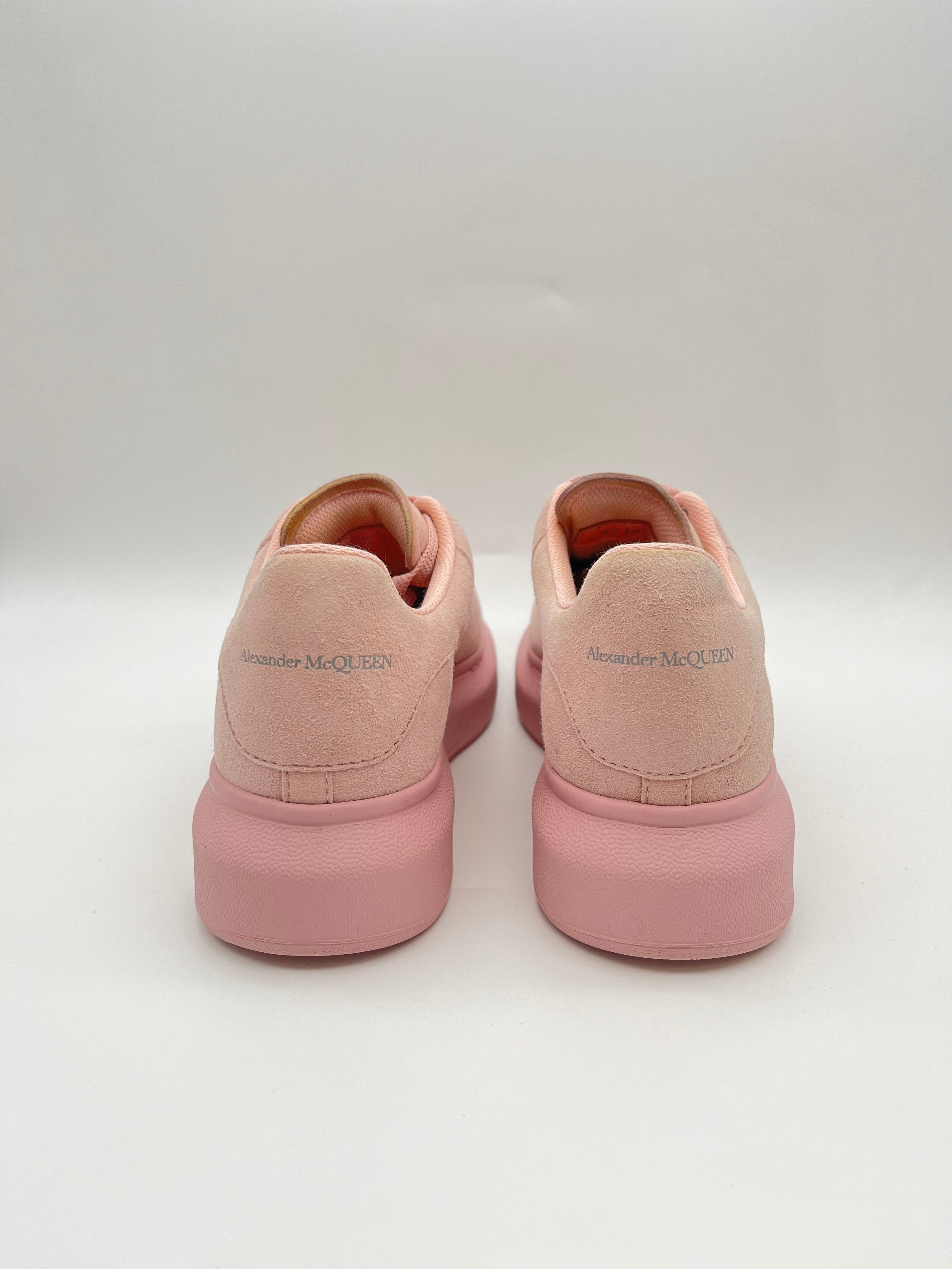 Használt - Alexander McQueen Pink Suede (38 1/2)