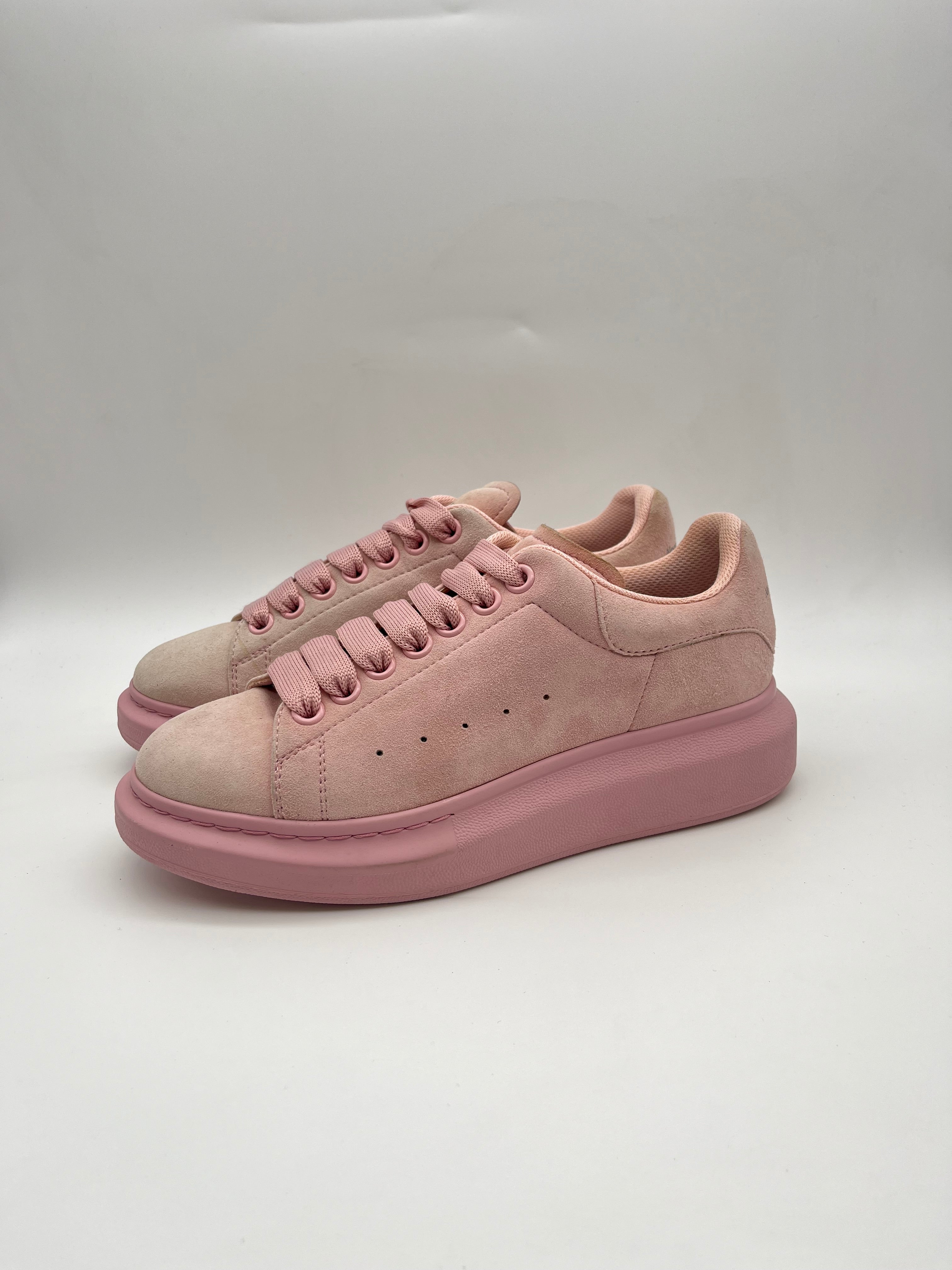 Használt - Alexander McQueen Pink Suede (38 1/2)