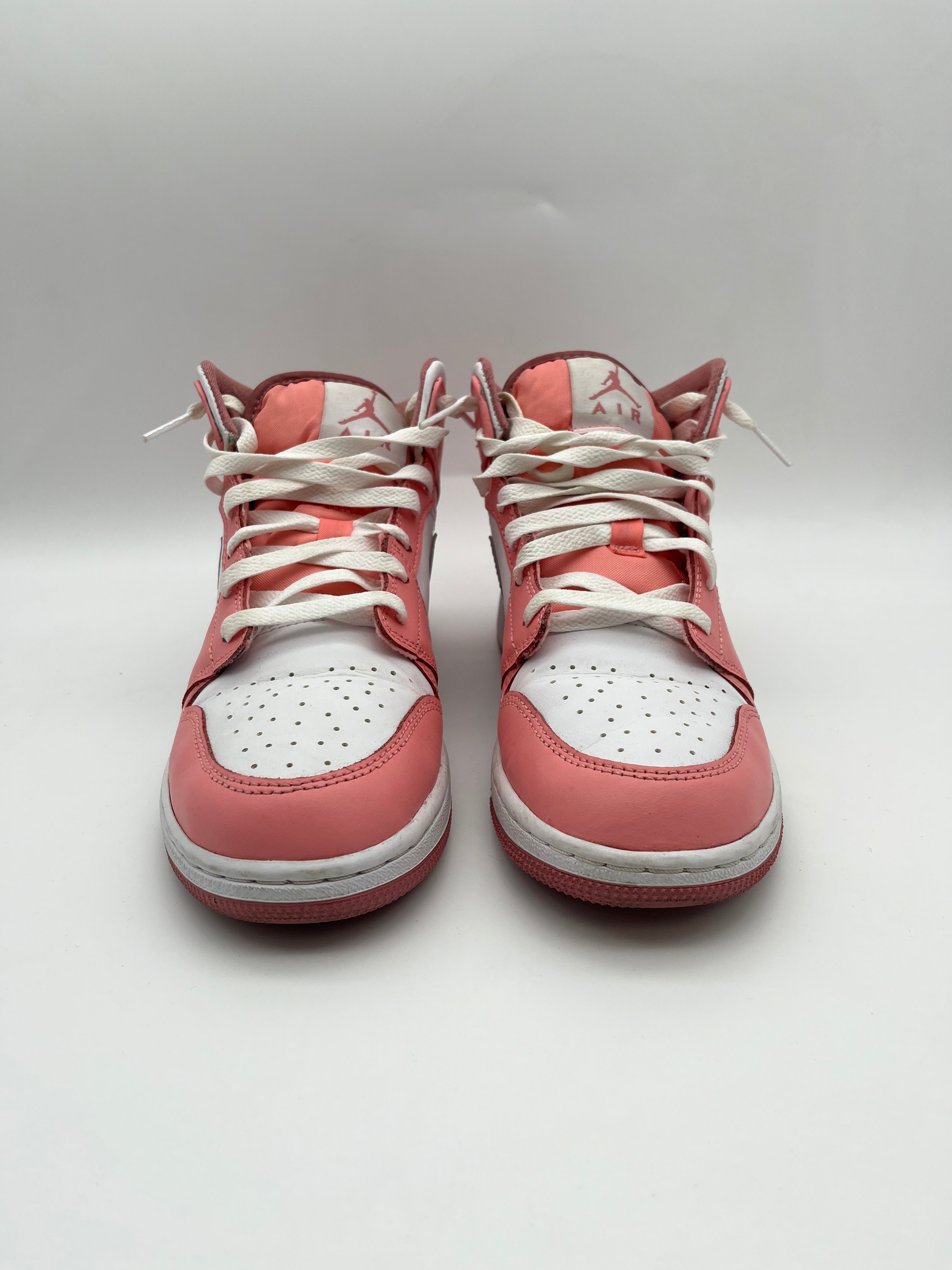 Használt - Jordan 1 Mid Valentines (38.5)
