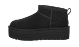 Fekete Ugg ultra mini platform bakancs.