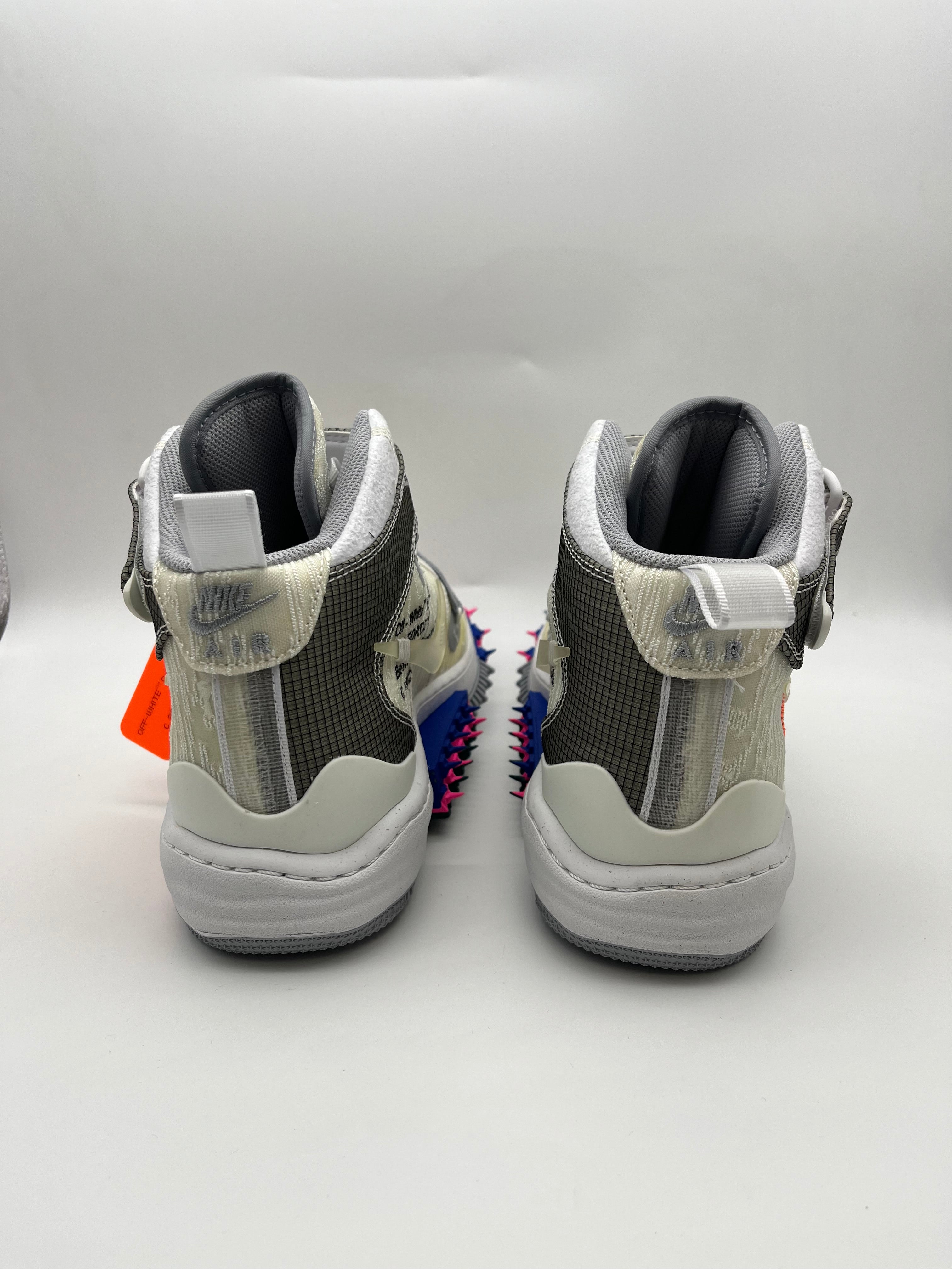 Használt - Air Force 1 Mid Off-White White (44.5)