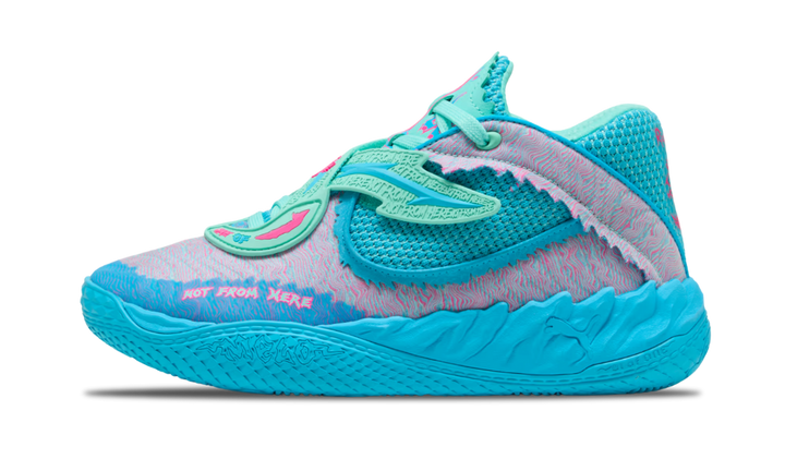 Puma x Rick and Morty MB.05 cipő türkiz és rózsaszín mintával.