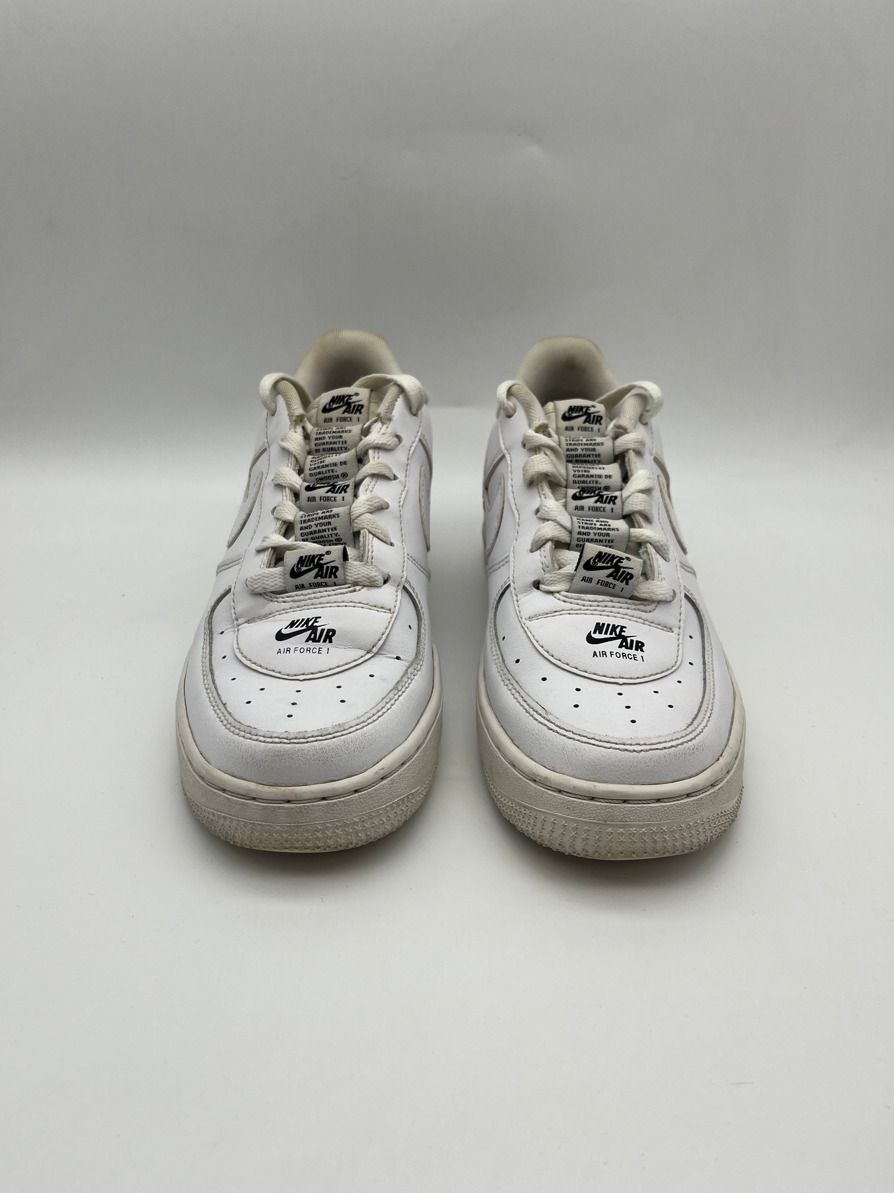 Használt - Air Force 1 Black & White (38.5)