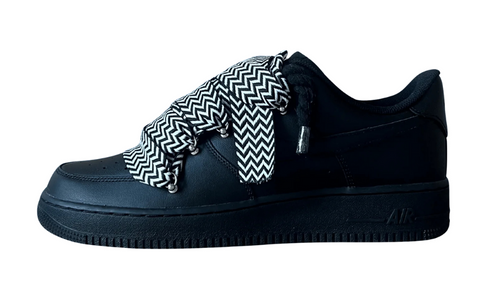 NIKE AIR FORCE 1 LOW 07 BLACK WHITE ROPE LACES