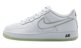 Nike Air Force 1 Low Seafoam fehér bőr sportcipő világoszöld talppal.