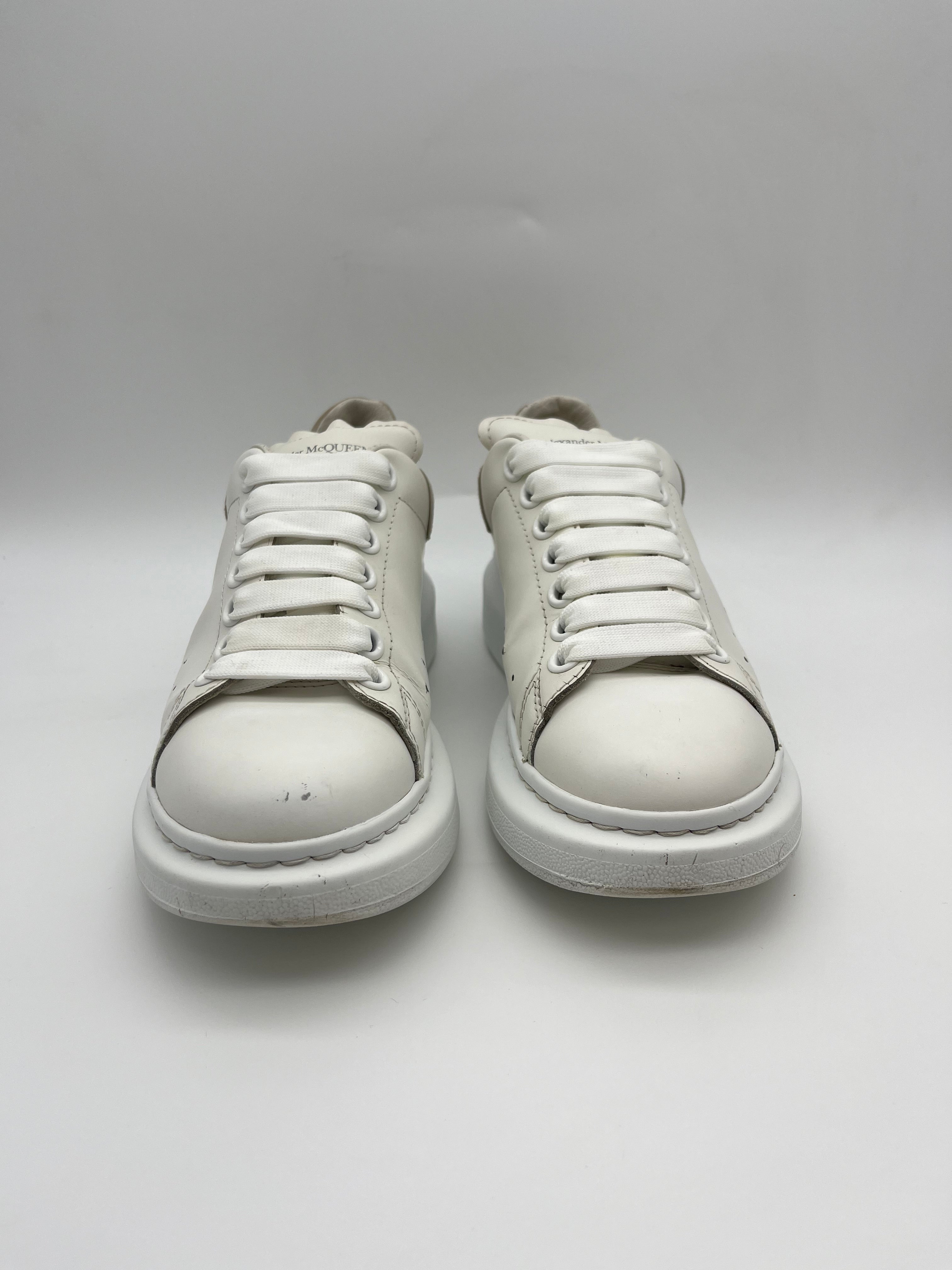 Használt - Alexander McQueen Nude (37.5)