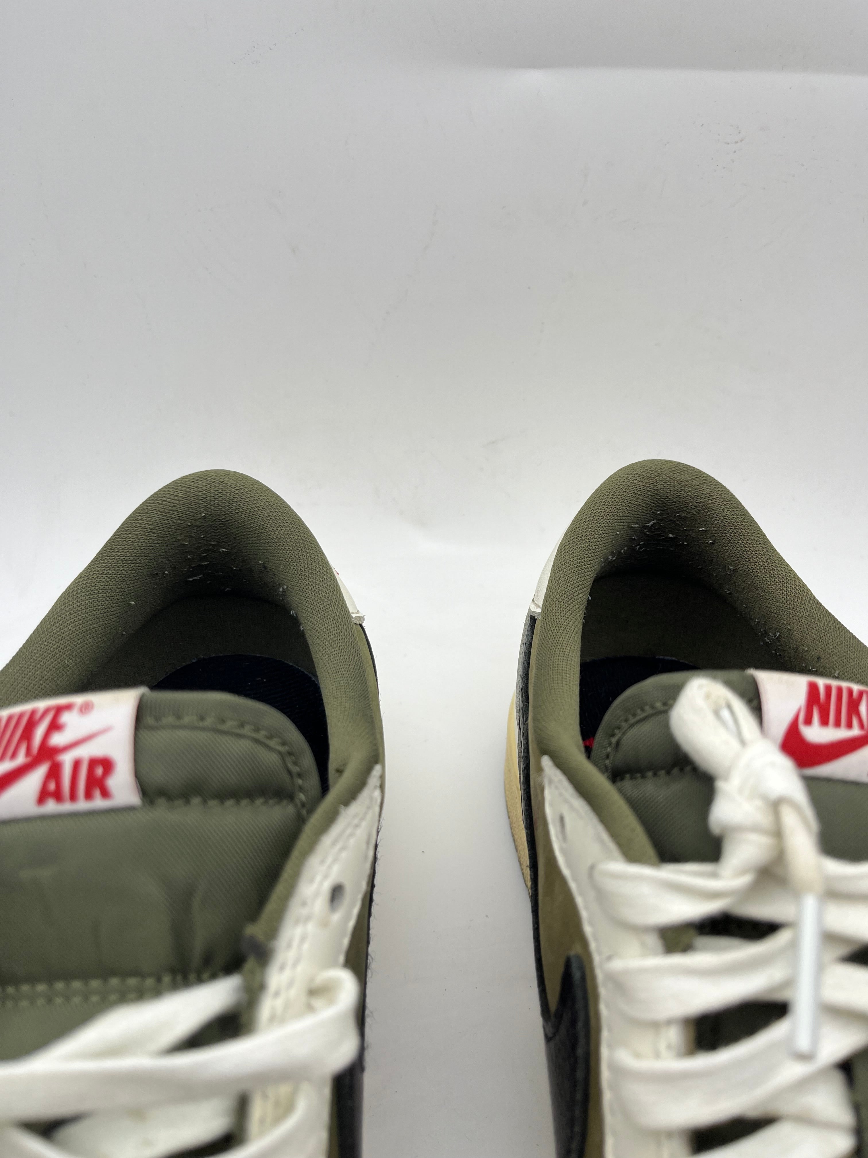 Használt - Jordan 1 Low Travis Scott Medium Olive (42)