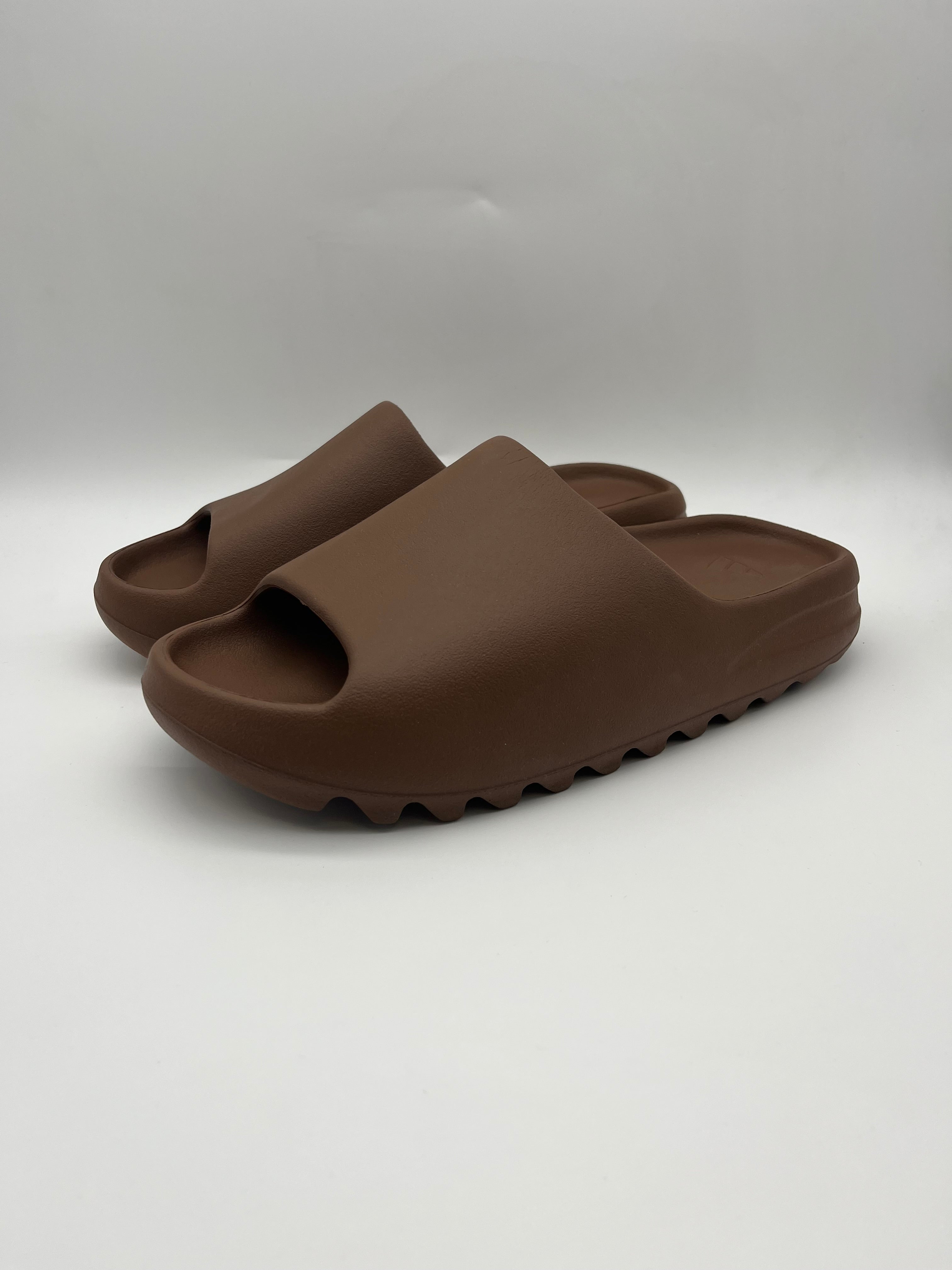 Használt - Yeezy Slide Flax (44-46)