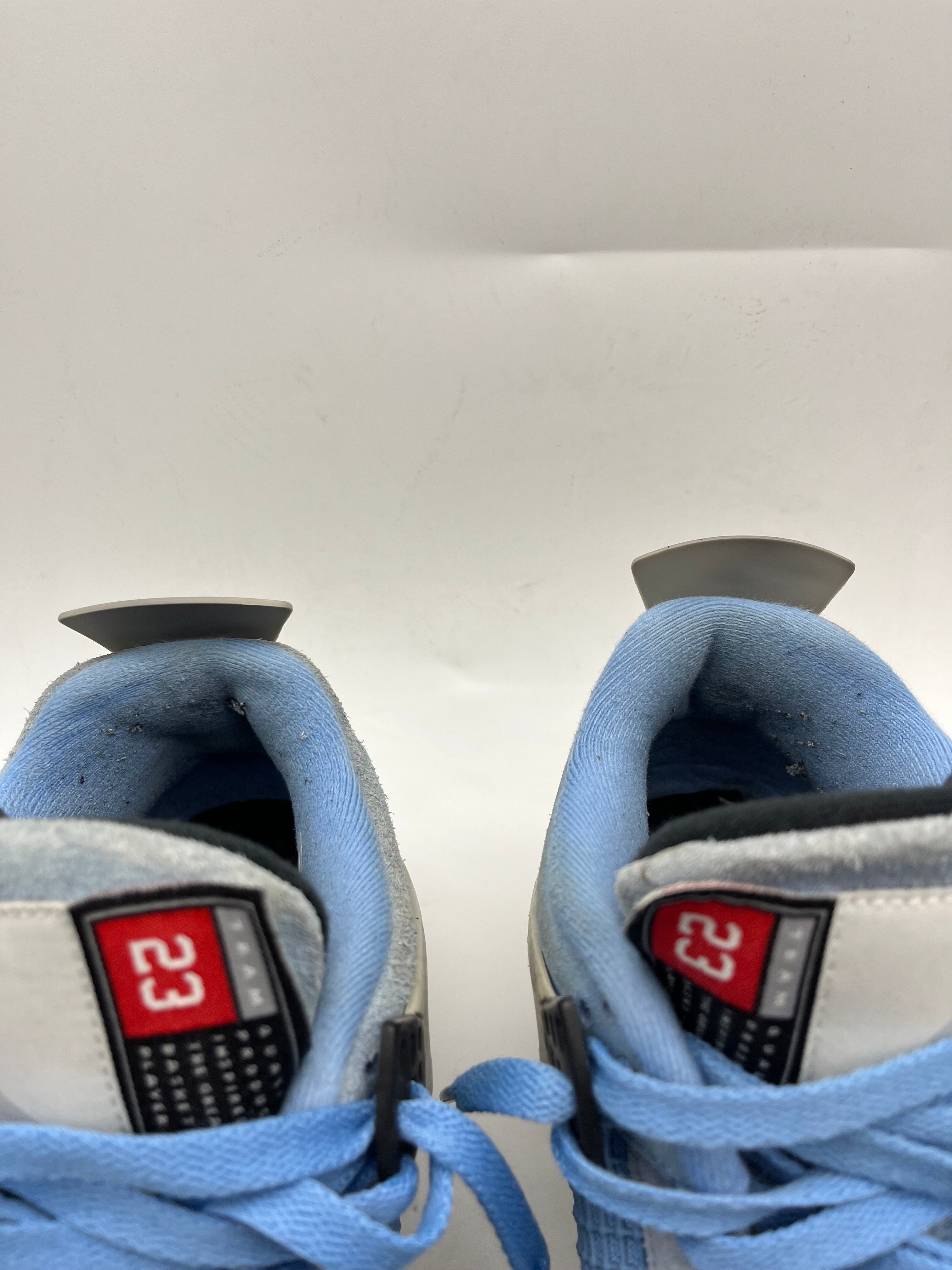 Használt - Jordan 4 UNC Blue (43)