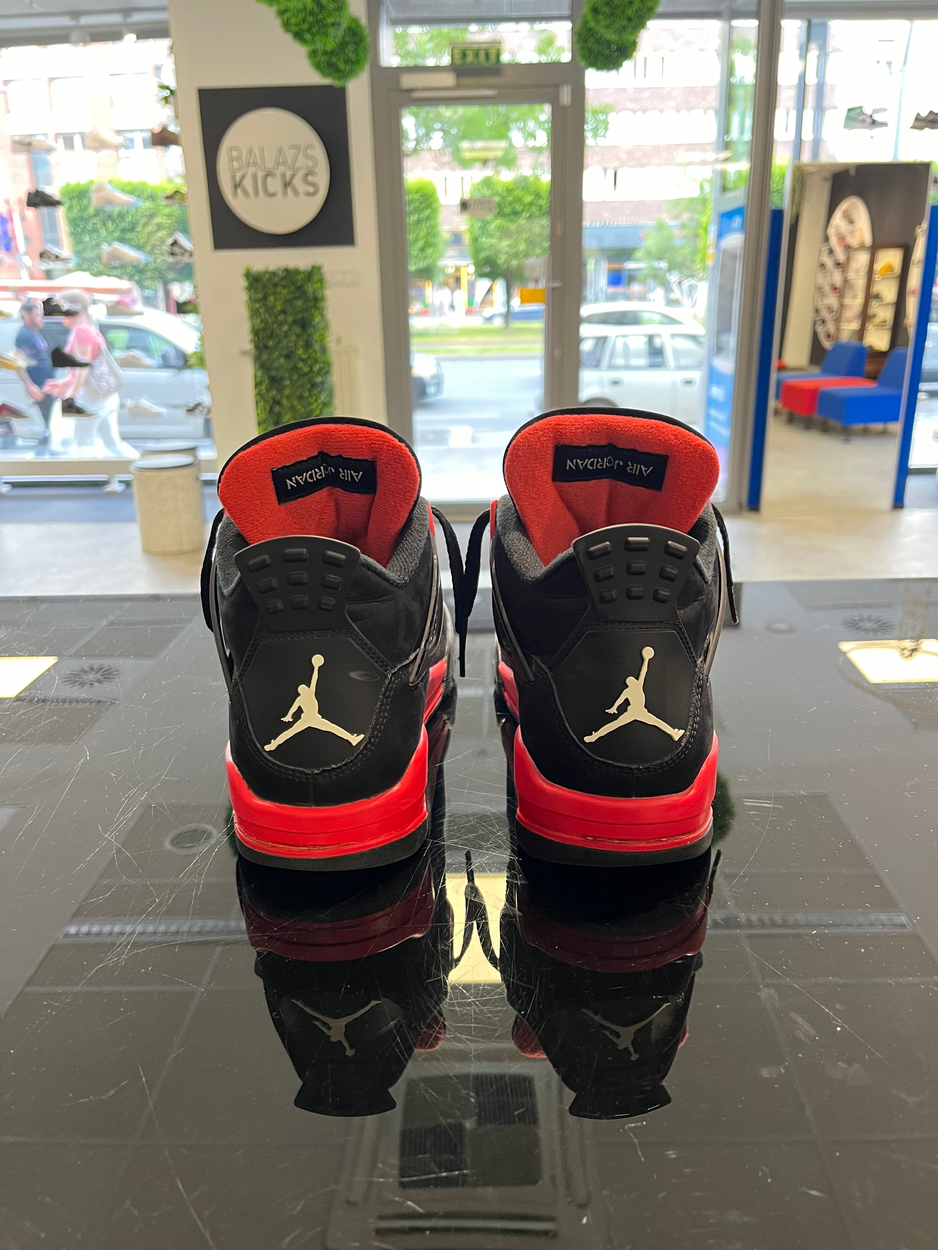 Használt - Jordan 4 Red Thunder