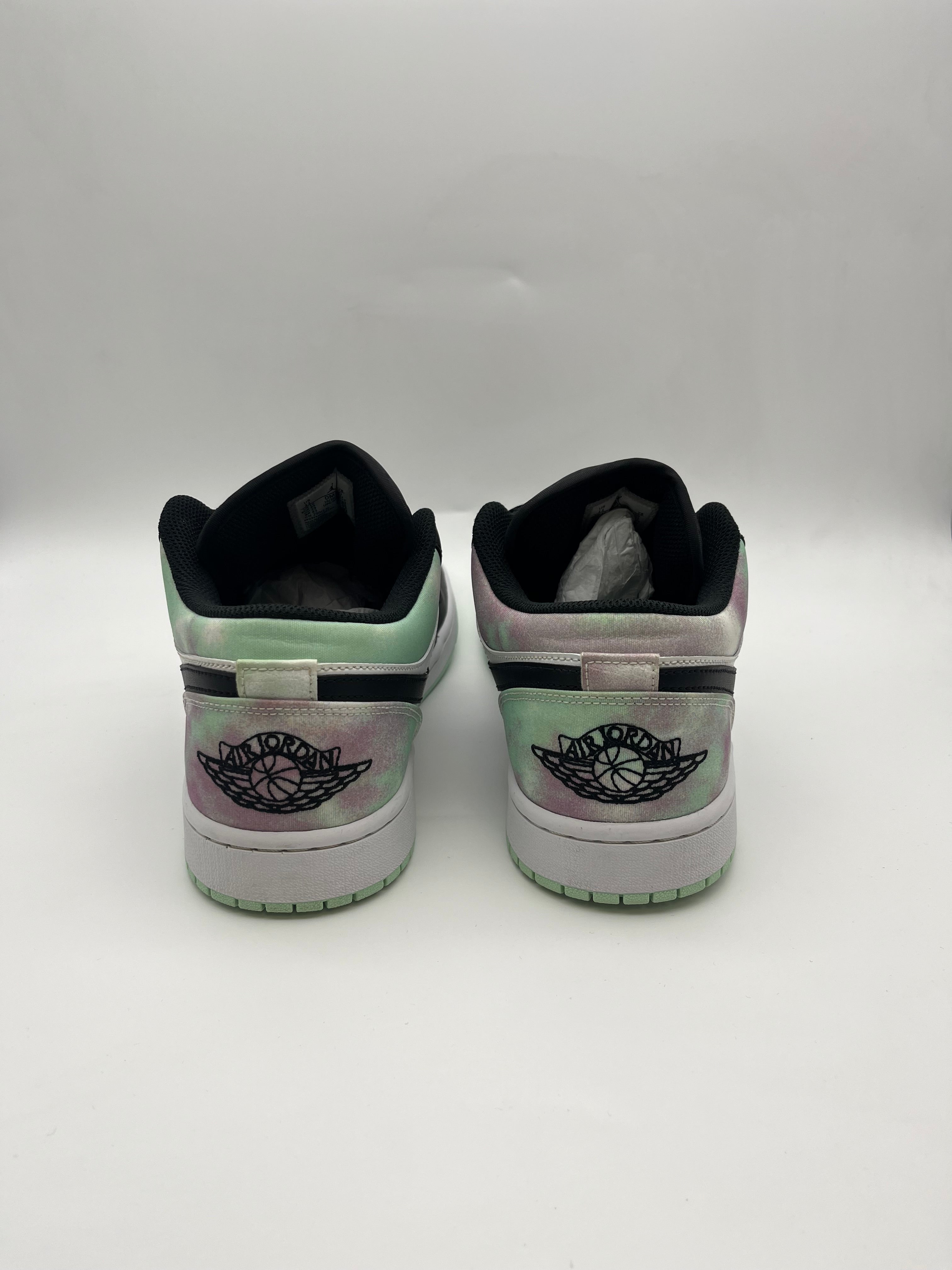 Használt - Jordan 1 Low Tie-Dye (46)