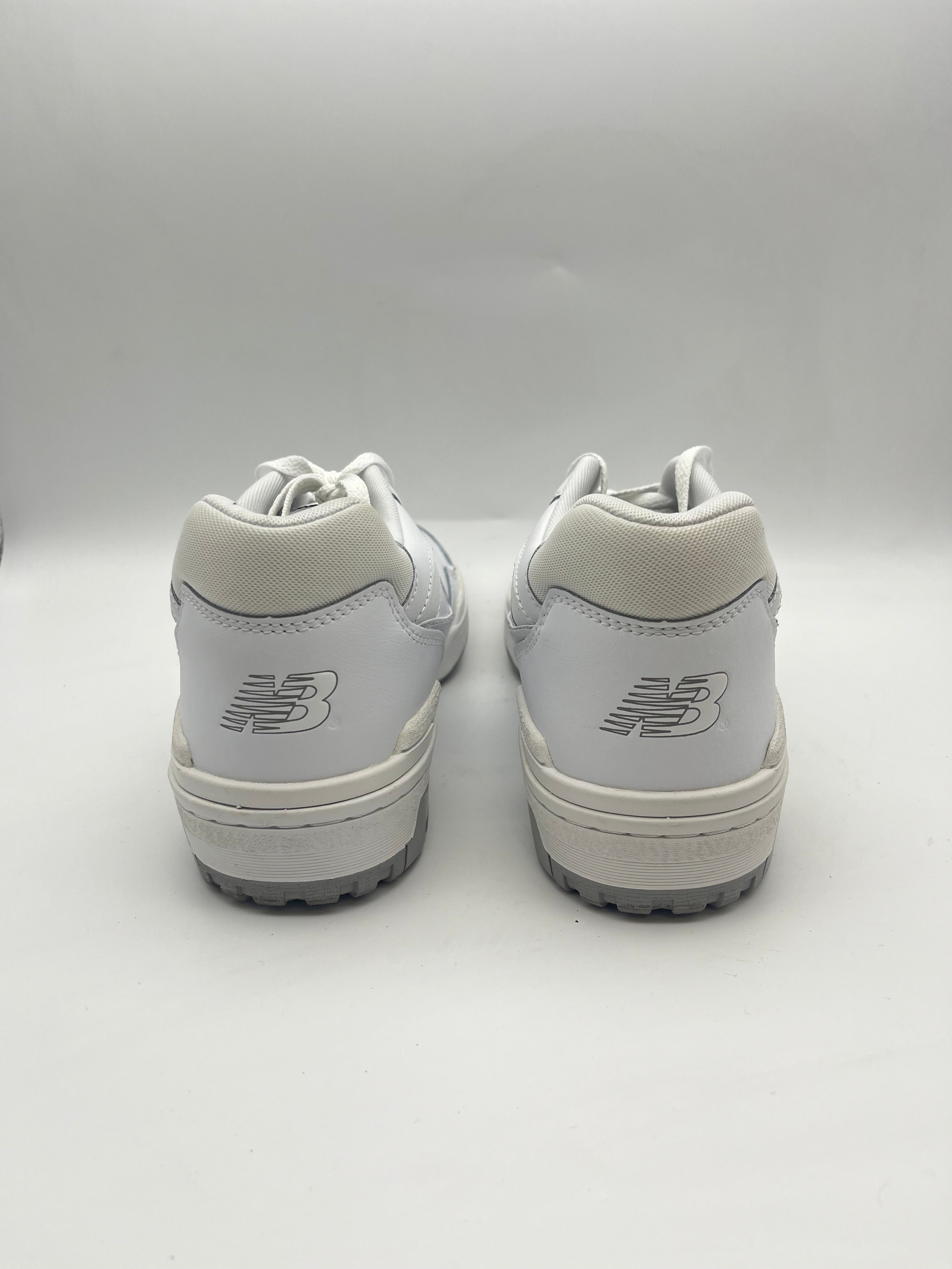 Használt - New Balance 550 Triple White (44 1/2)