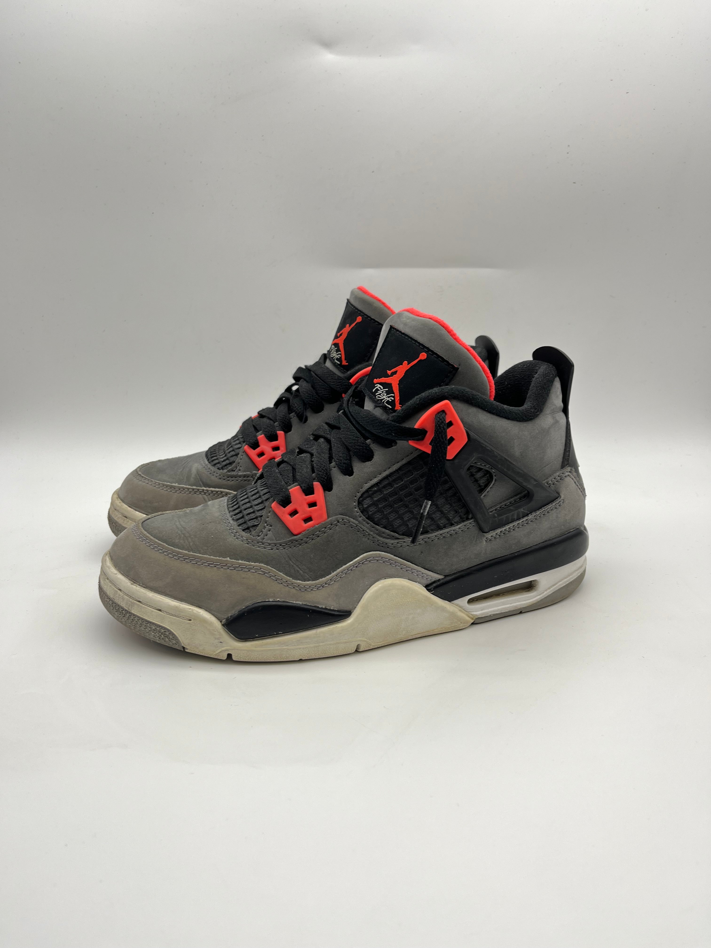 Használt - Jordan 4 Infrared (37.5)