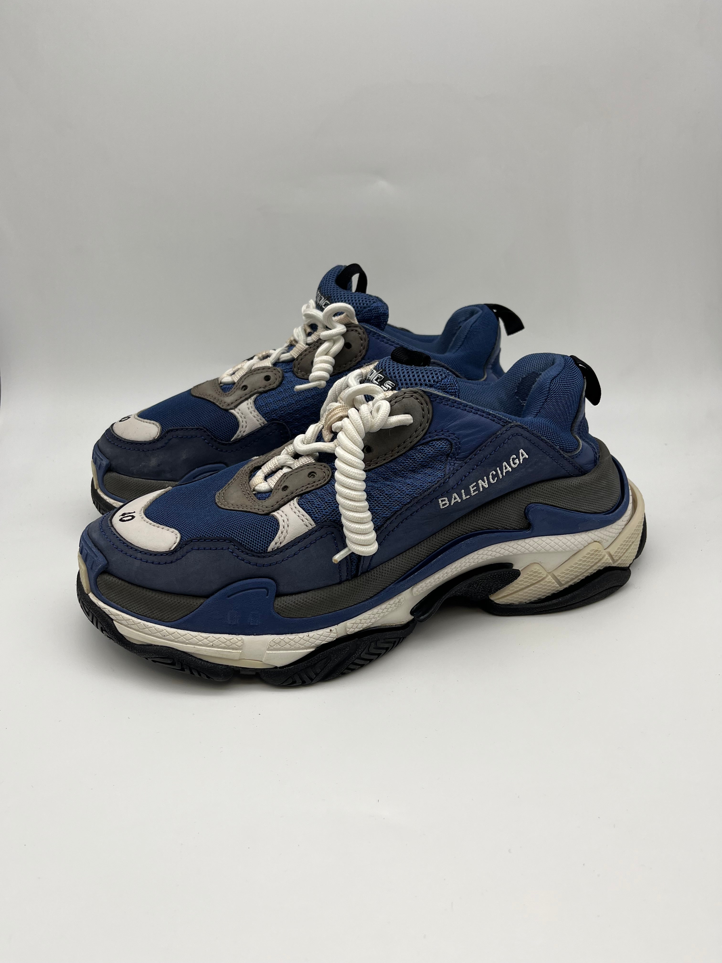 Használt - Balenciaga Triple S Navy Blue (40)