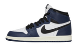 Jordan 1 Retro High OG Midnight Navy cipő fehér, kék és fekete bőrrel.