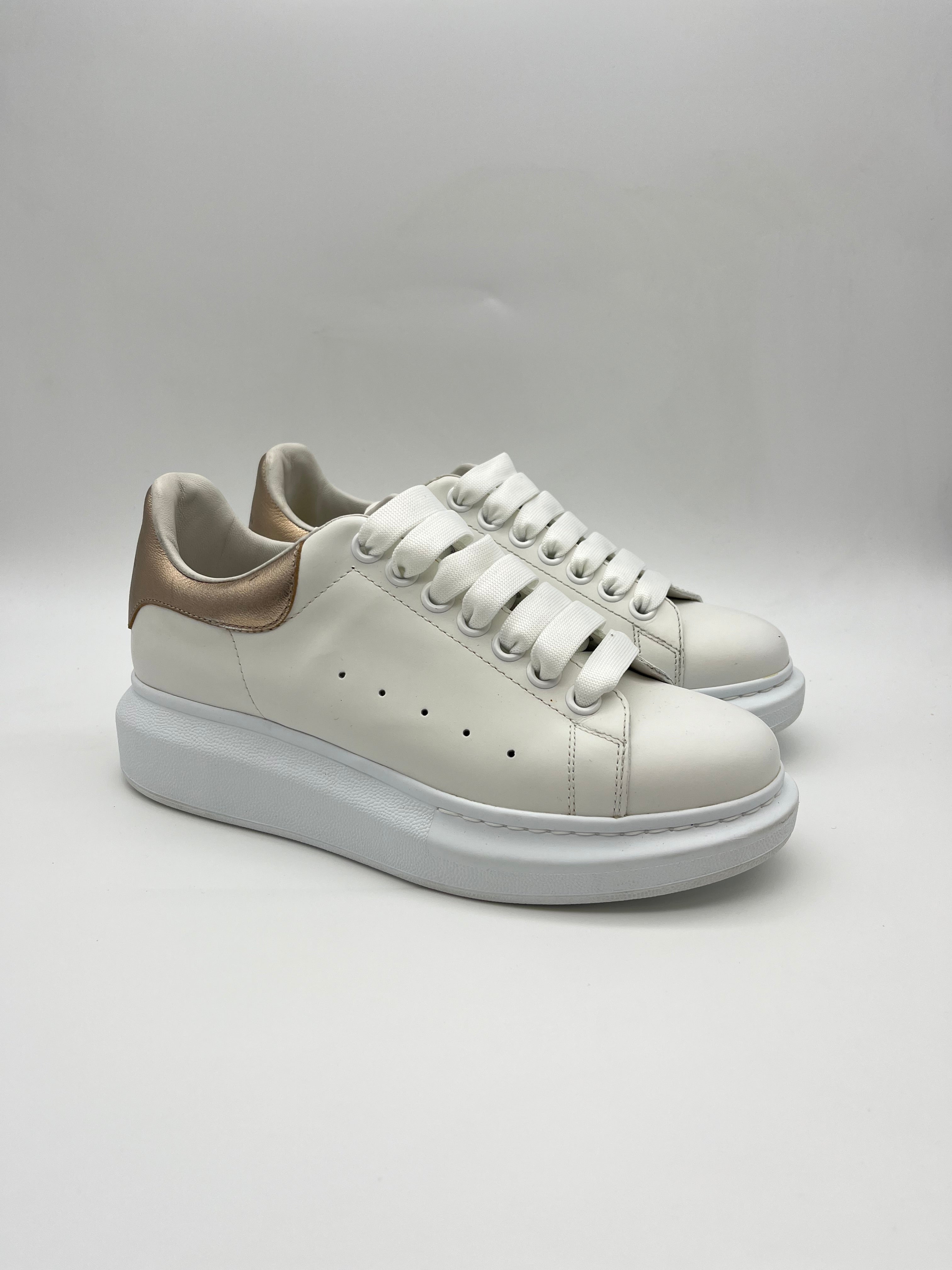 Használt - Alexander McQueen Rose Gold (37)