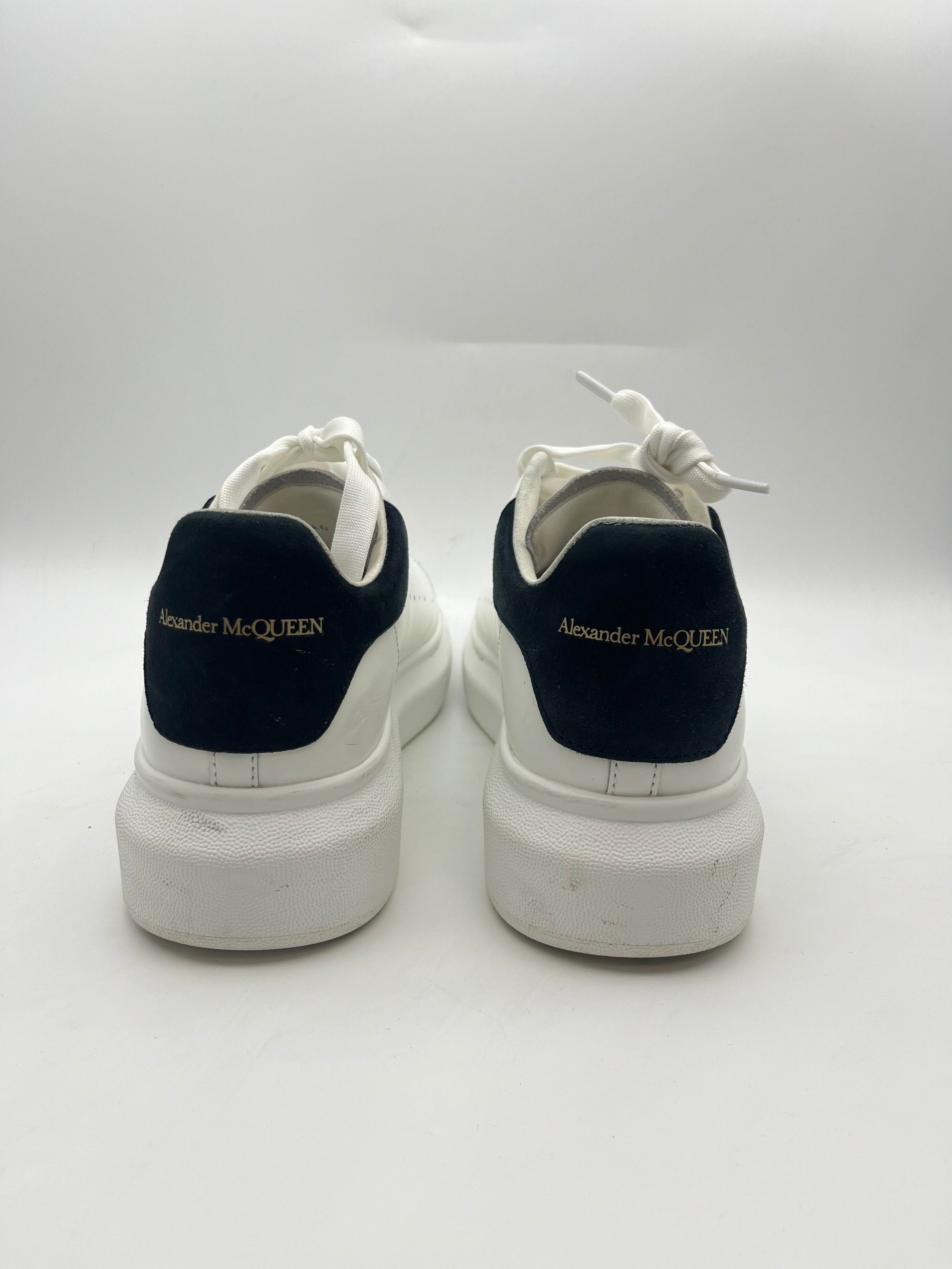 Használt - Alexander McQueen OG Black Heel (40)