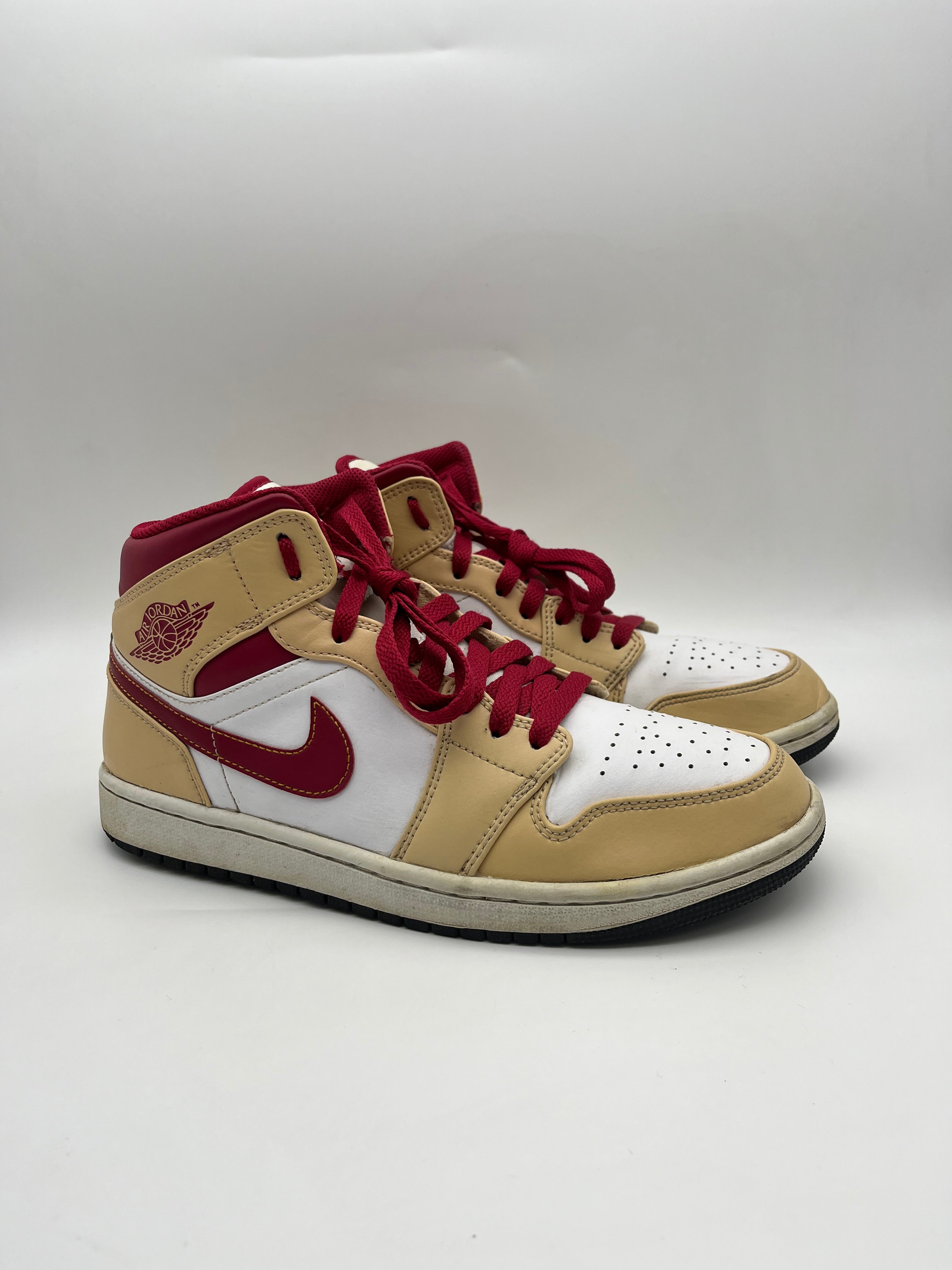 Használt - Jordan 1 Mid Curry (42)