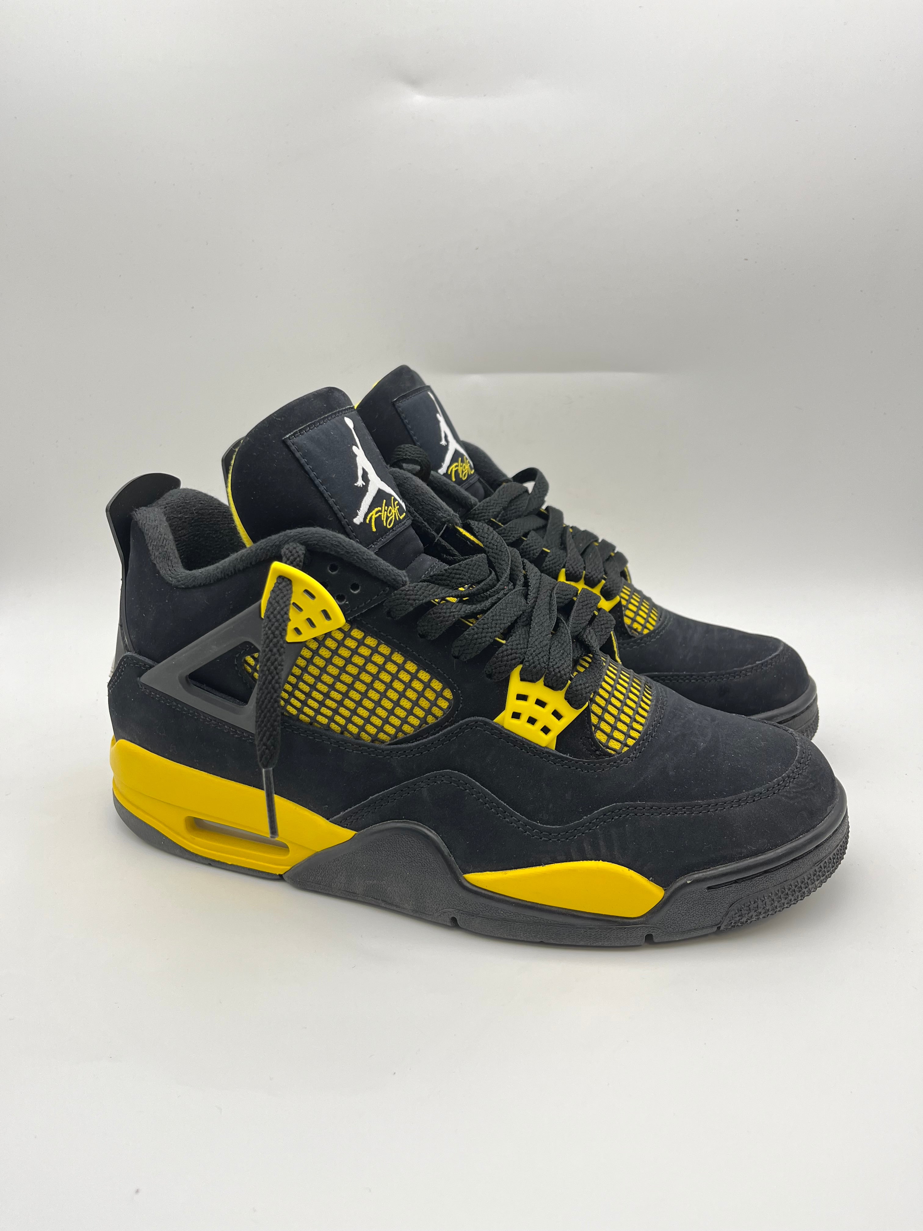 Használt - Jordan 4 Yellow Thunder (43)