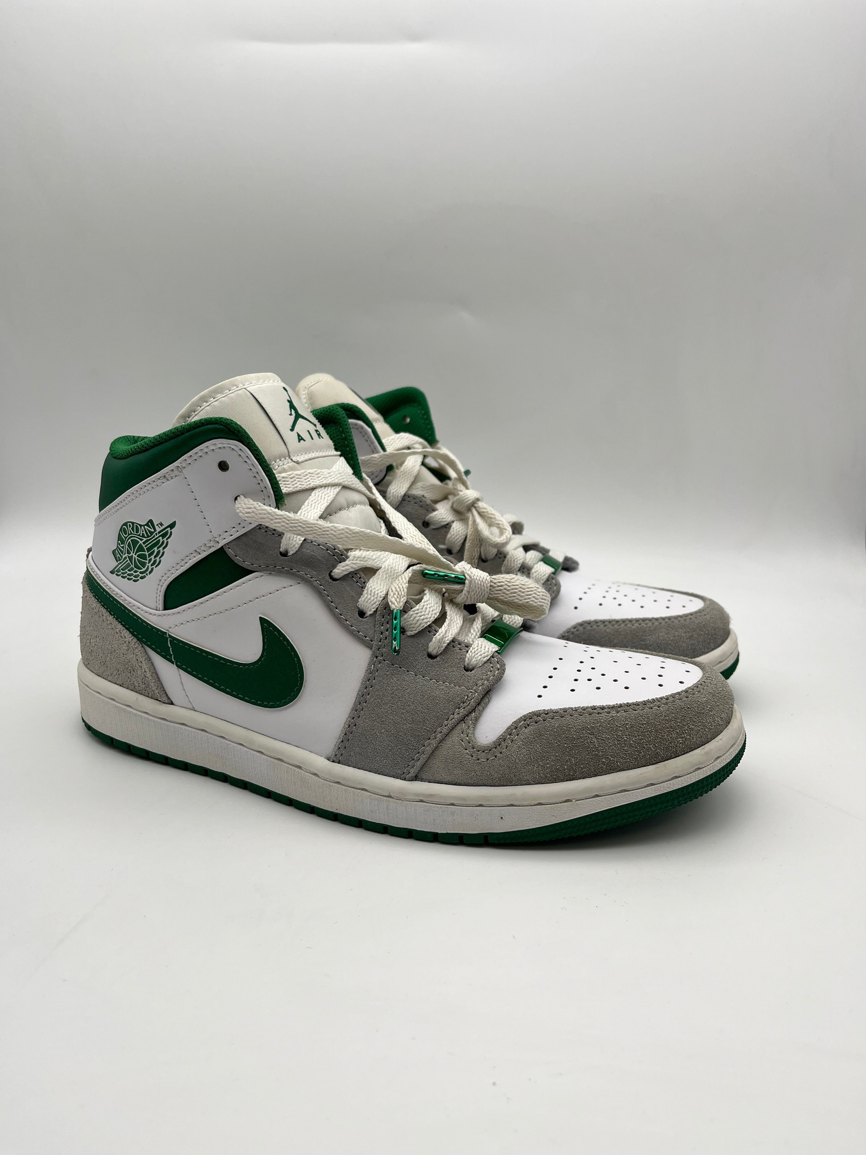 Használt - Jordan 1 Mid Pine Green (42.5)
