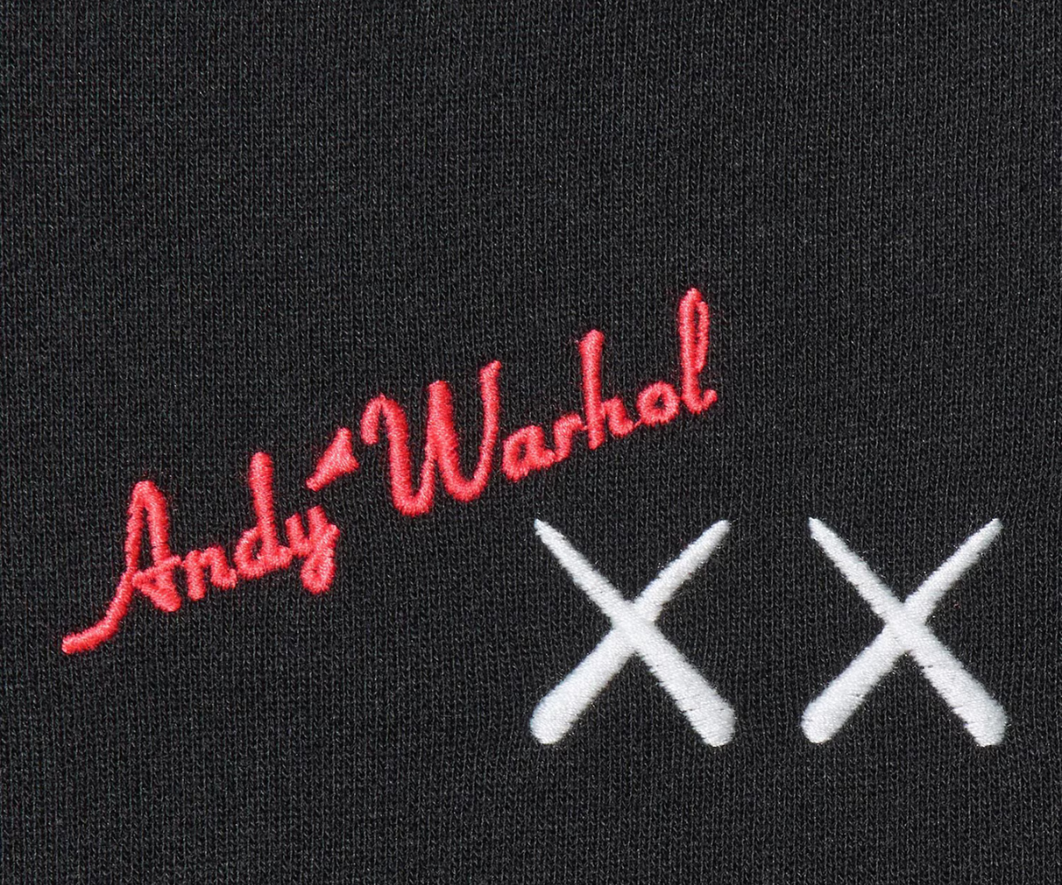 KAWS x Uniqlo Warhol Graphic 476119 Sweatshirt Black