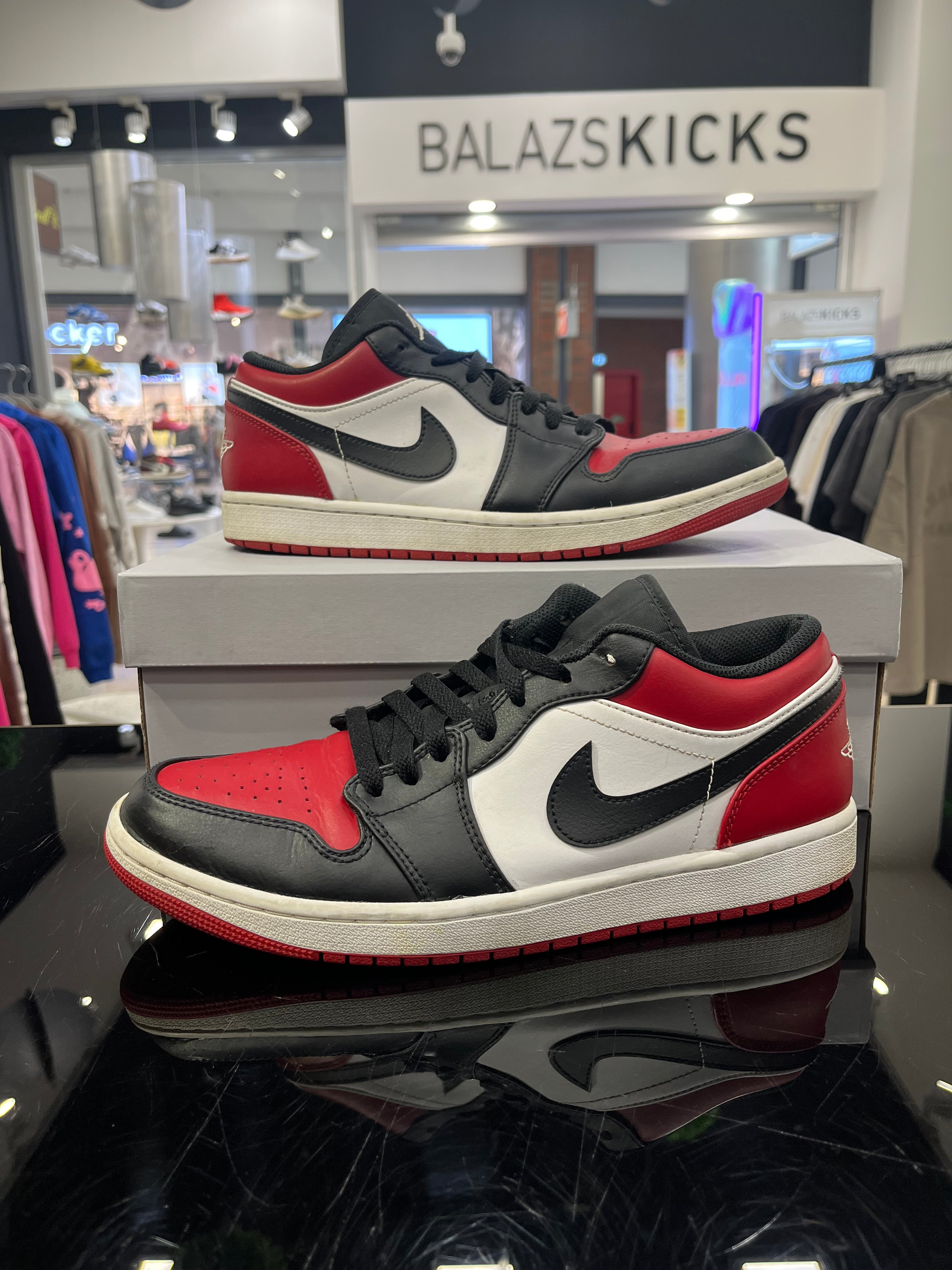 HASZNÁLT - Jordan 1 Low Bred Toe