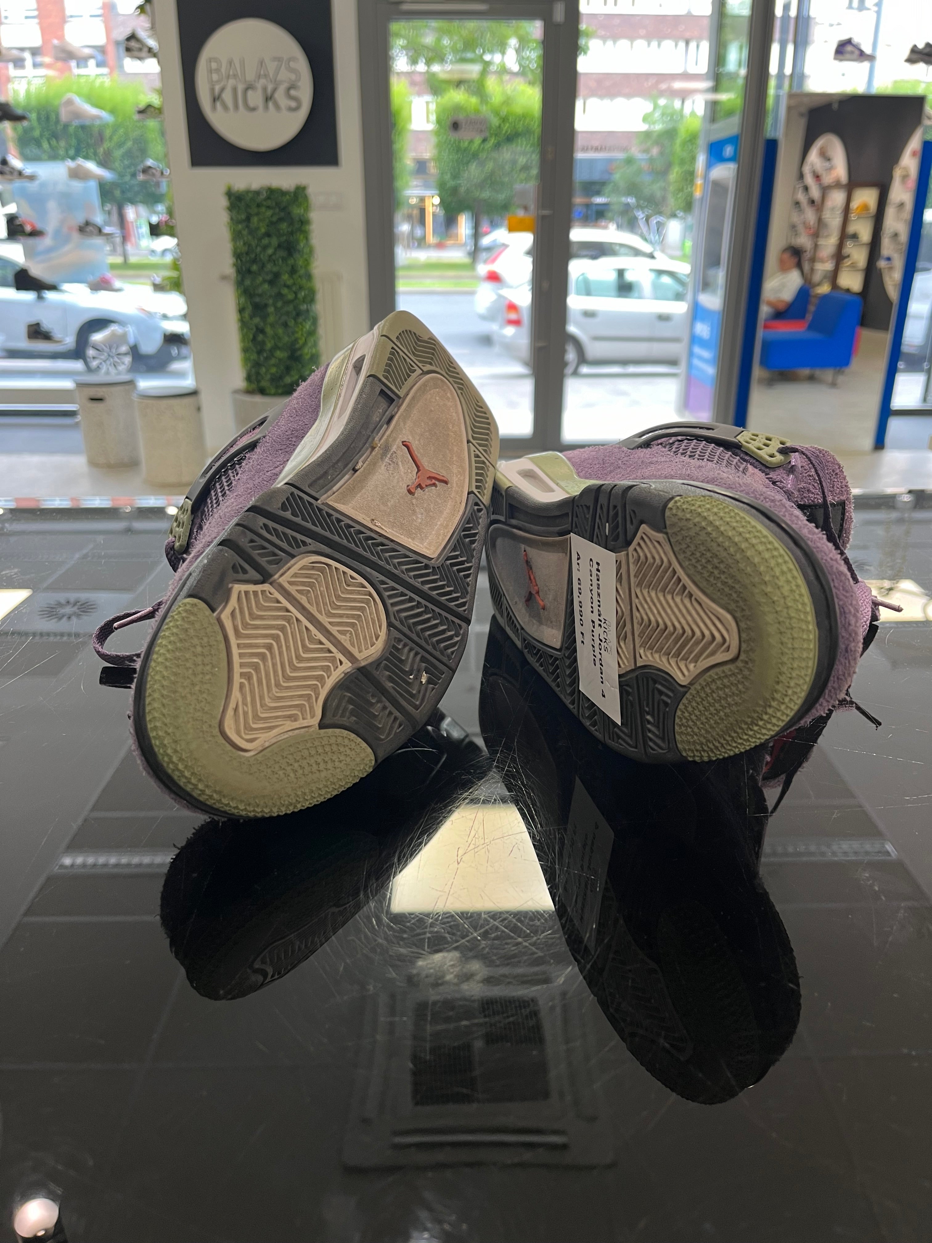Használt - Jordan 4 Canyon Purple