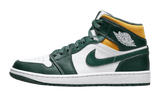 Air Jordan 1 Mid Sonics cipő fehér, méregzöld és sárga színben.