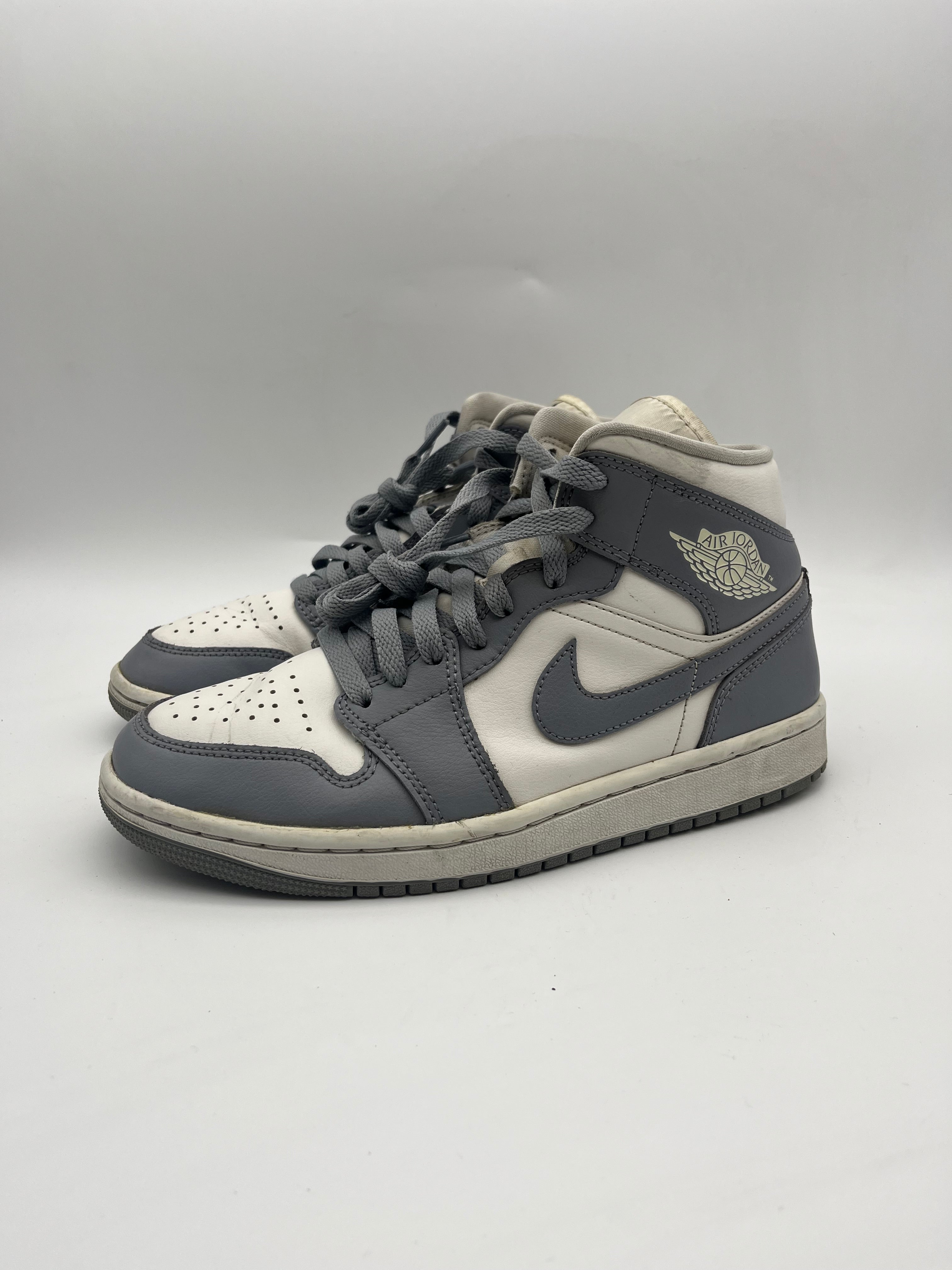 Használt - Jordan 1 Mid Stealth (38)