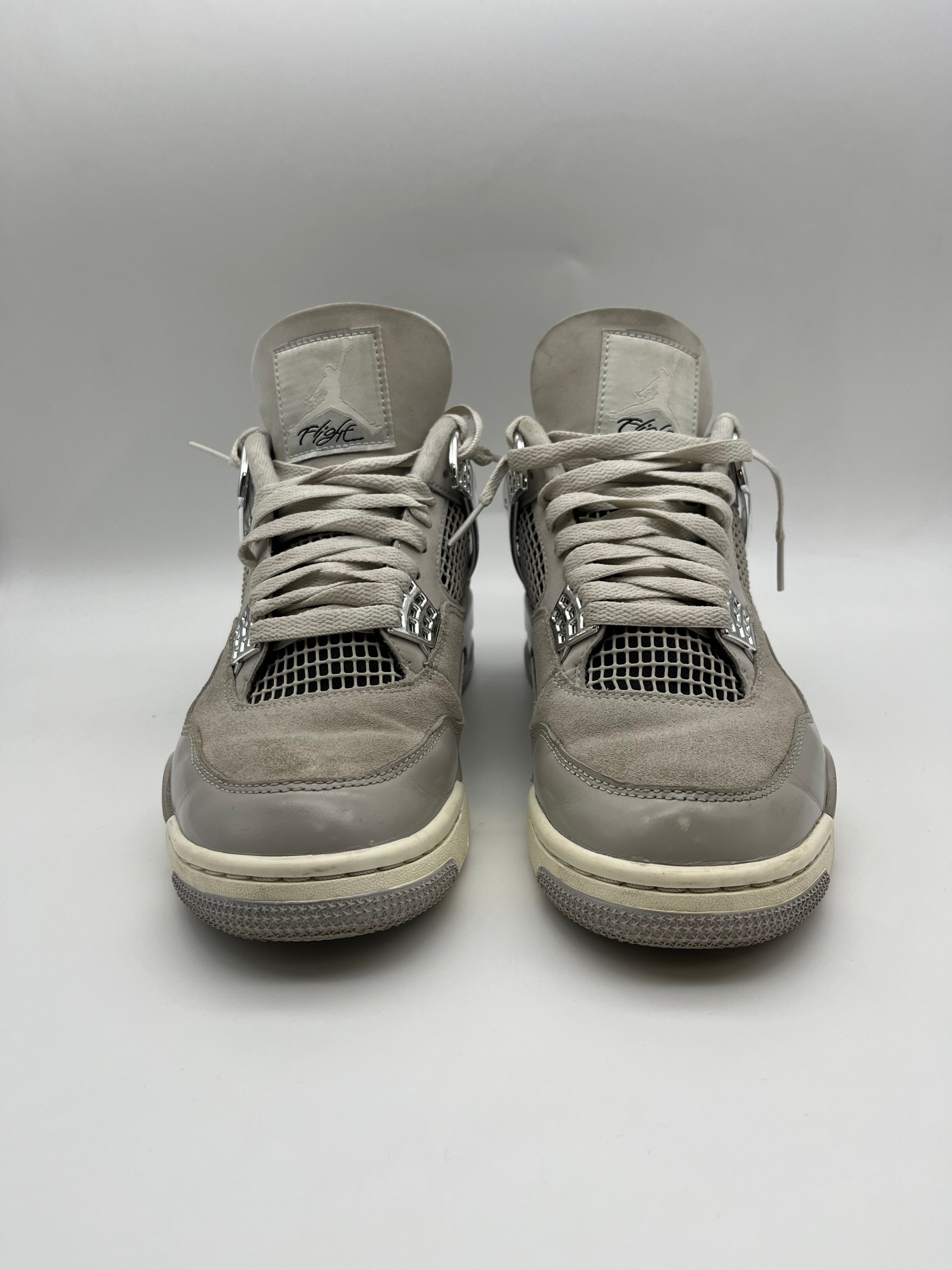 Használt - Jordan 4 Frozen Moments (39)