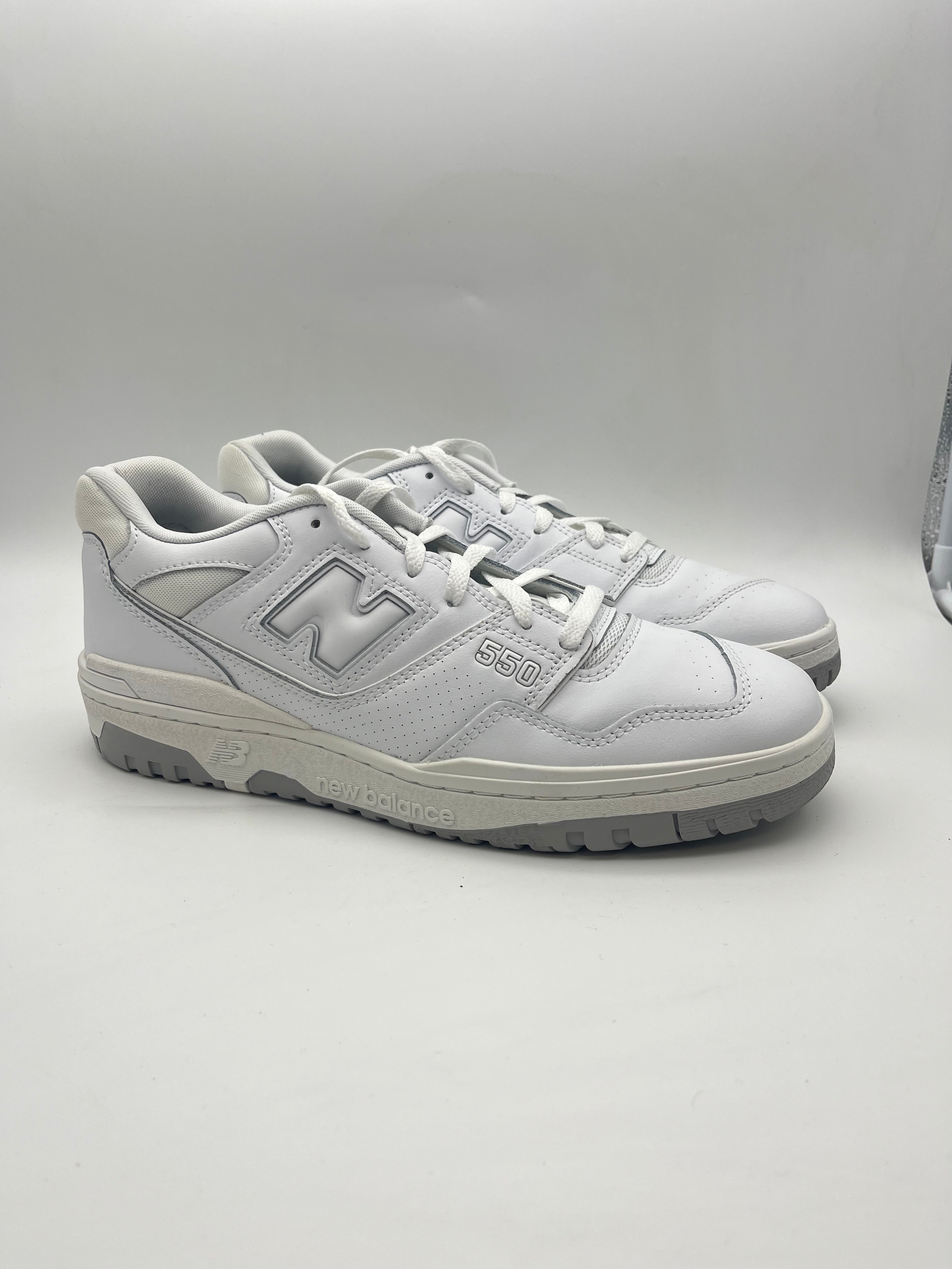 Használt - New Balance 550 Triple White (44 1/2)