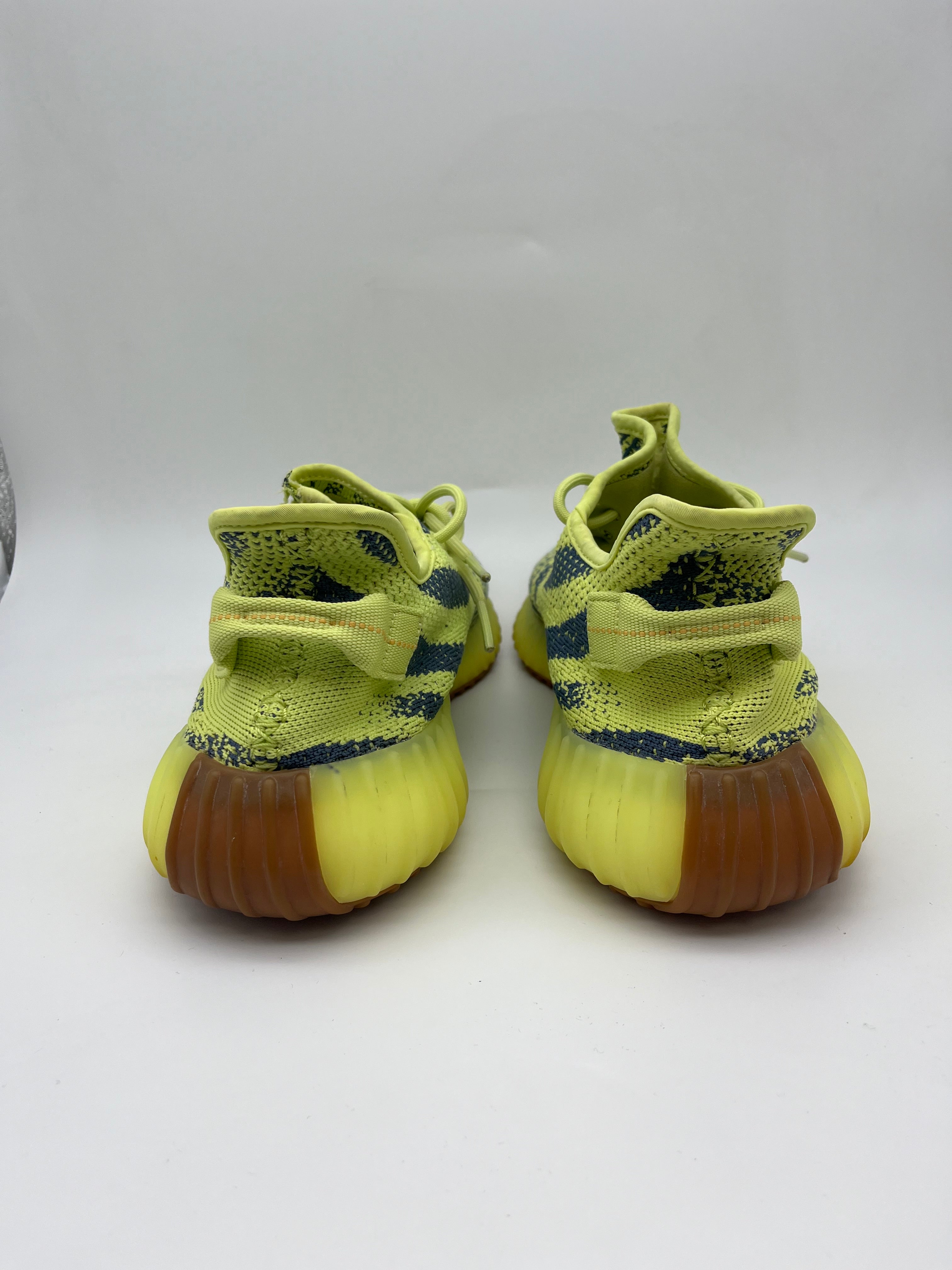Használt - Yeezy 350 V2 Frozen Yellow (46)