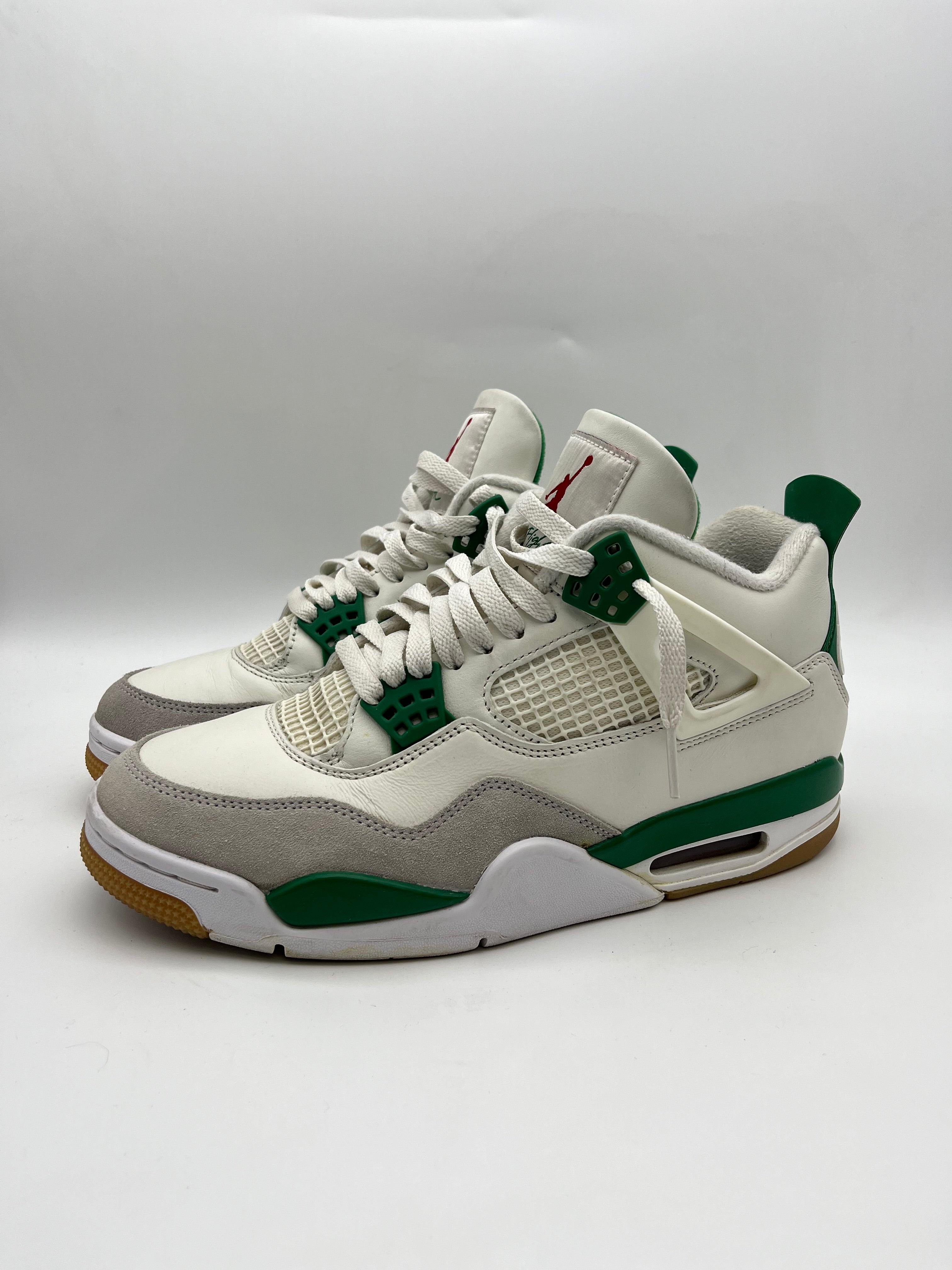 Használt - Jordan 4 SB Pine Green (41)