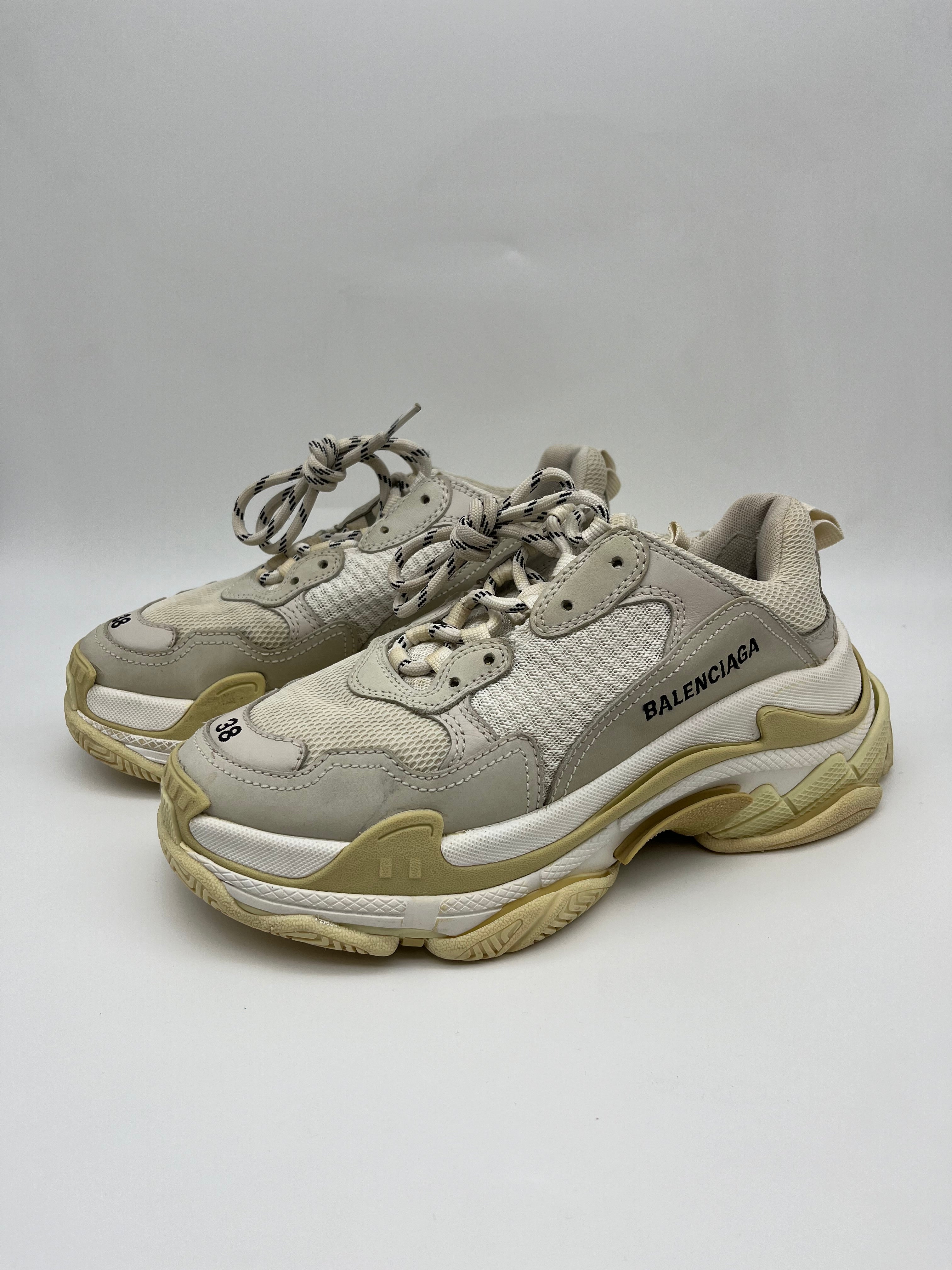 Használt - Balenciaga Triple S White (38)