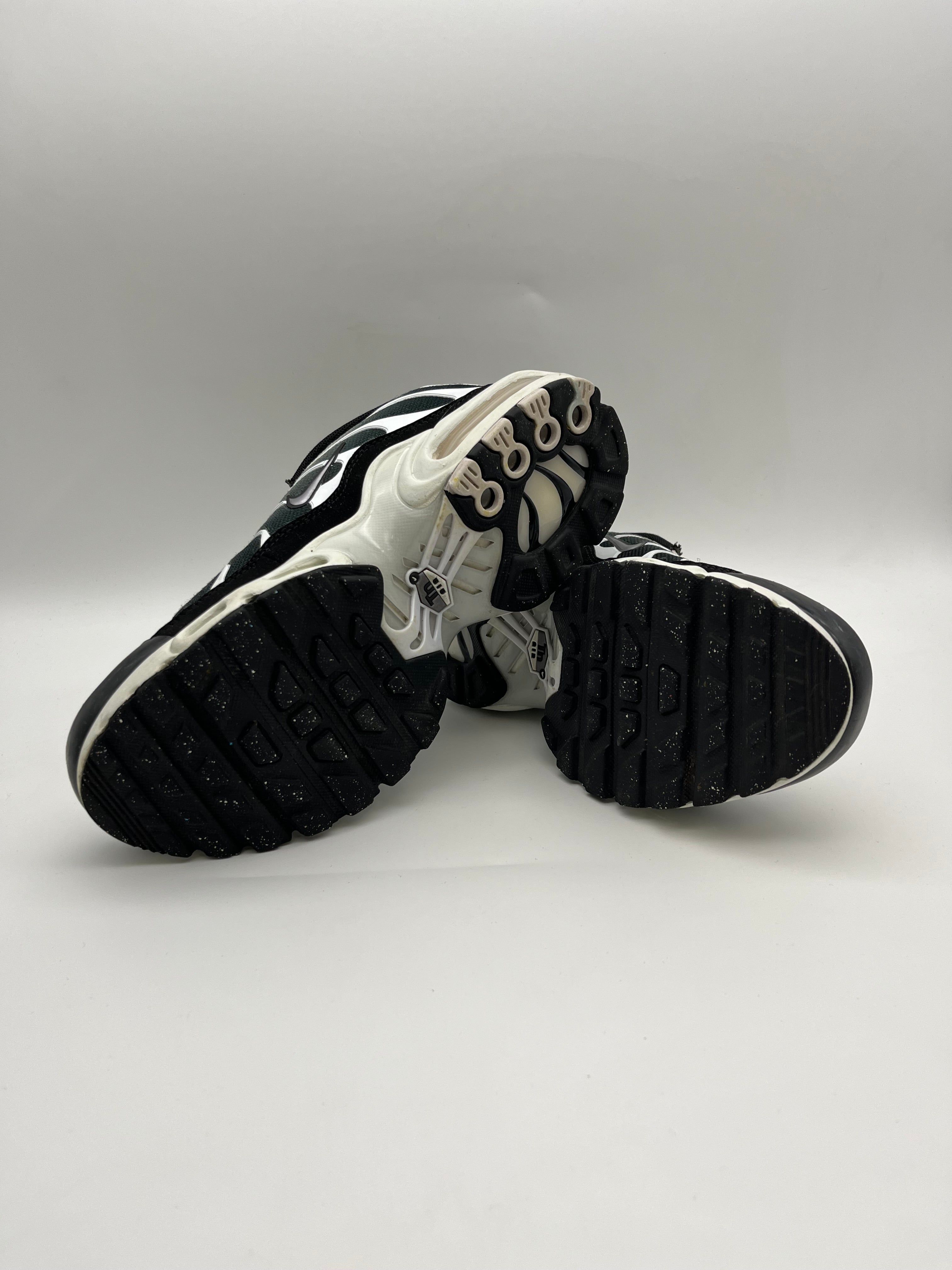 Használt - Nike Air Max Plus TN (36)