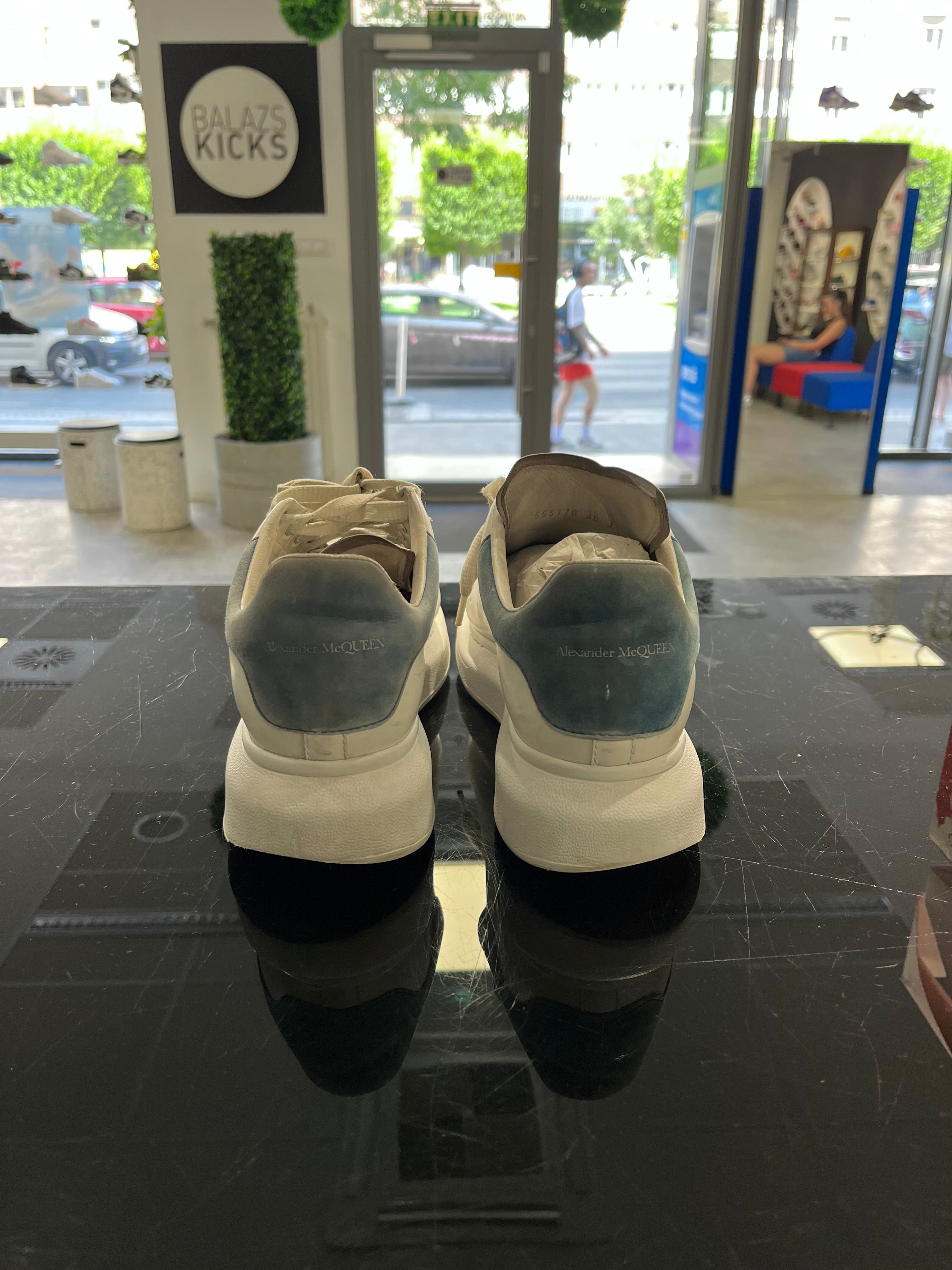 Használt - Alexander McQueen Paris Blue (40)