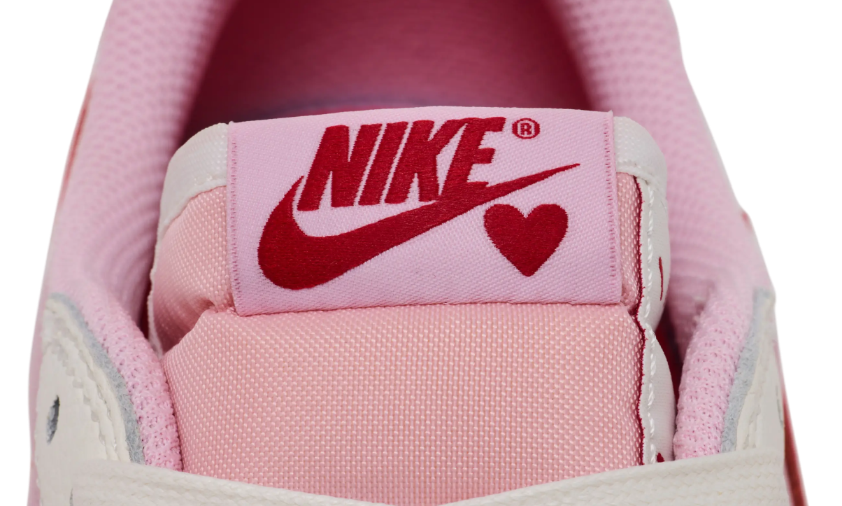 Air Jordan 1 Retro Low OG SP Travis Scott Sail Tropical Pink