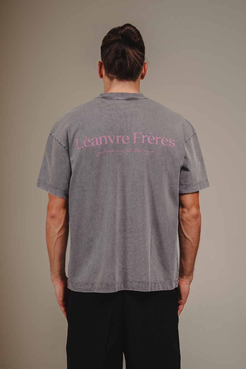 Lèanvre Frères - Pleasing to the eye Washed Grey