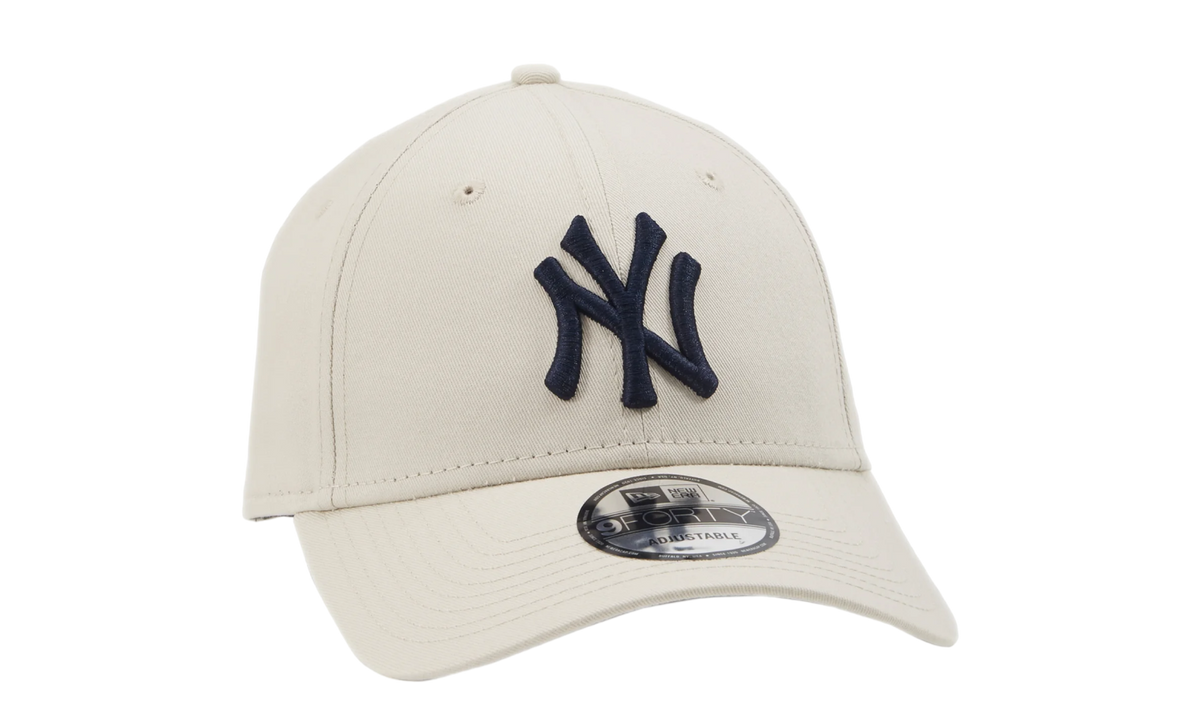 New Era Cap League Essential 9FORTY