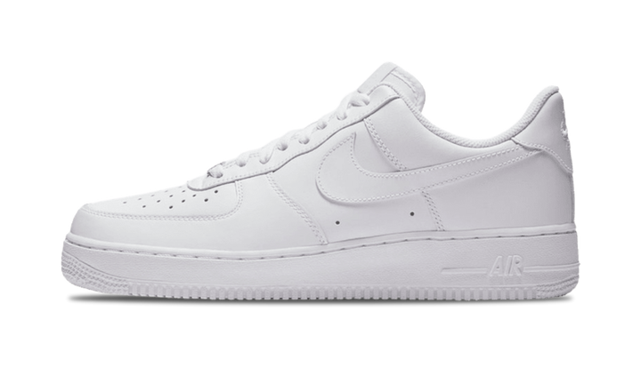 Nike Air Force 1 07 Triple White
