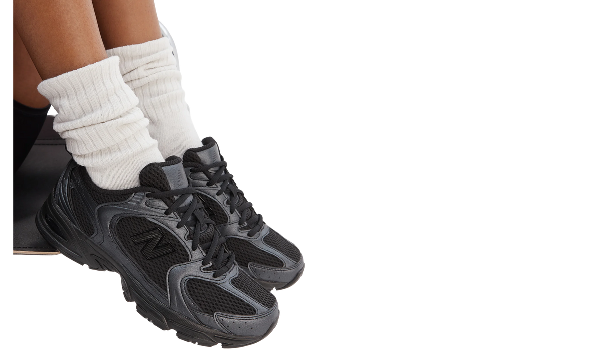 New Balance 530 Black Dark Grey